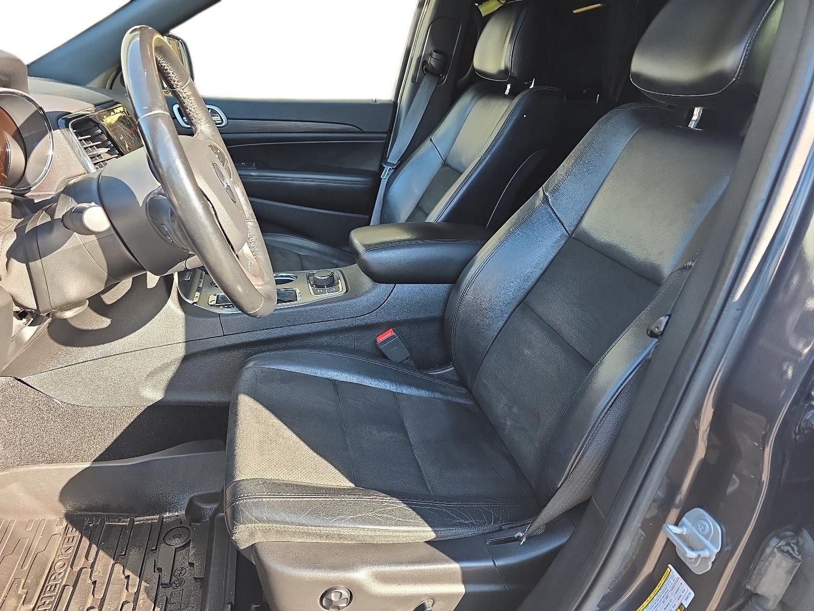 2019 Jeep Grand Cherokee Laredo