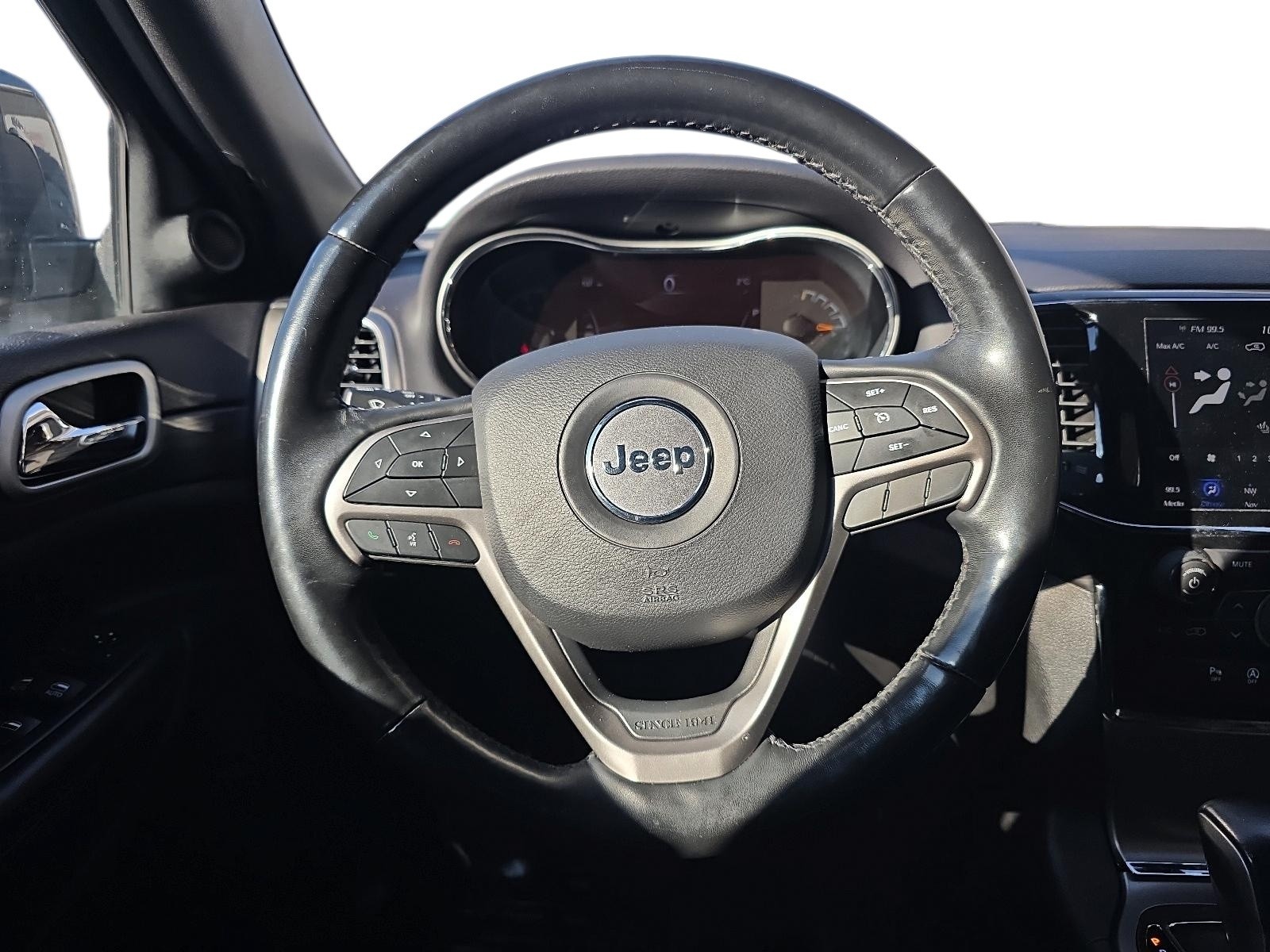 2019 Jeep Grand Cherokee Laredo