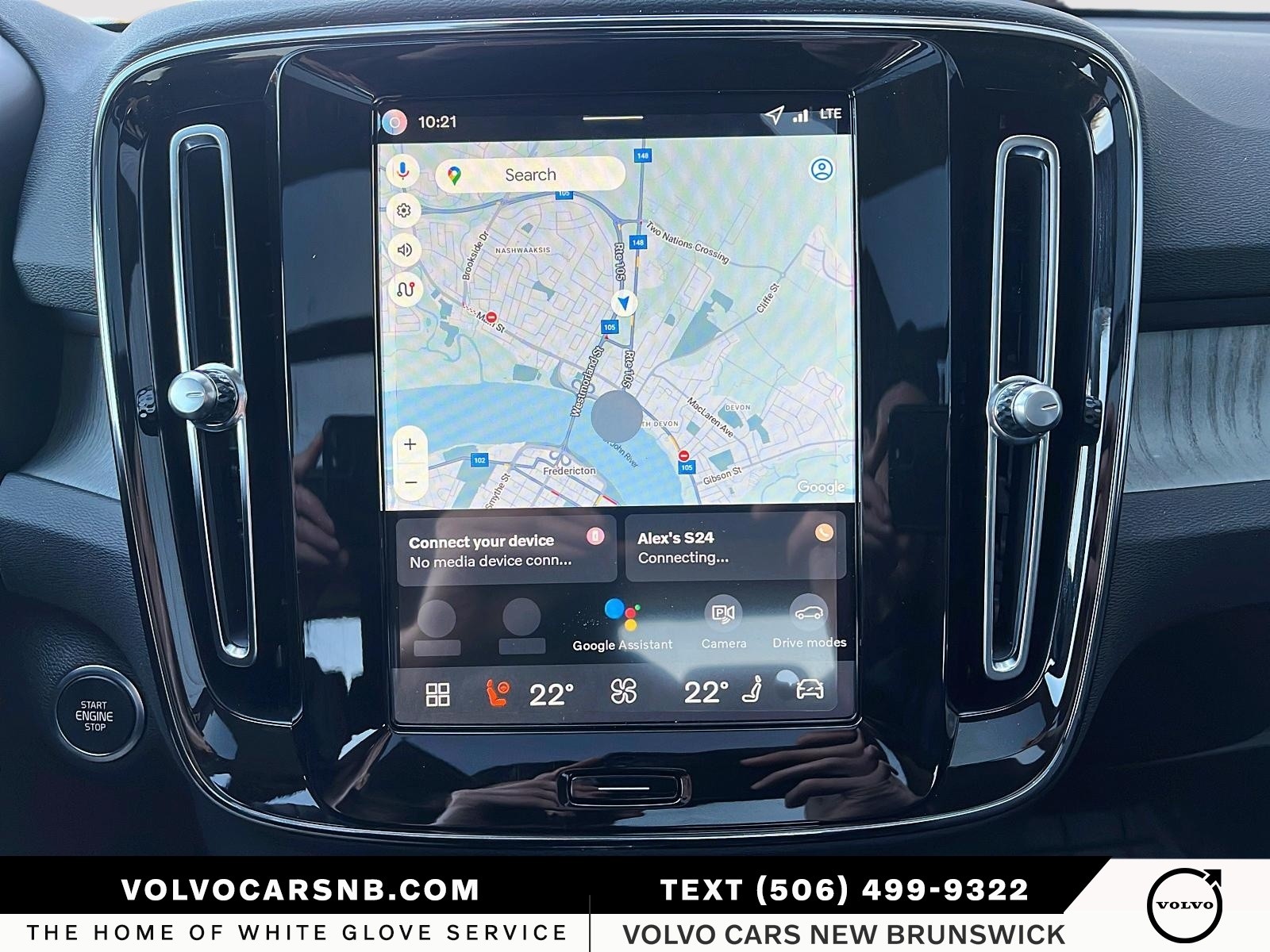 2026 Volvo XC40 B5 Plus Dark Theme