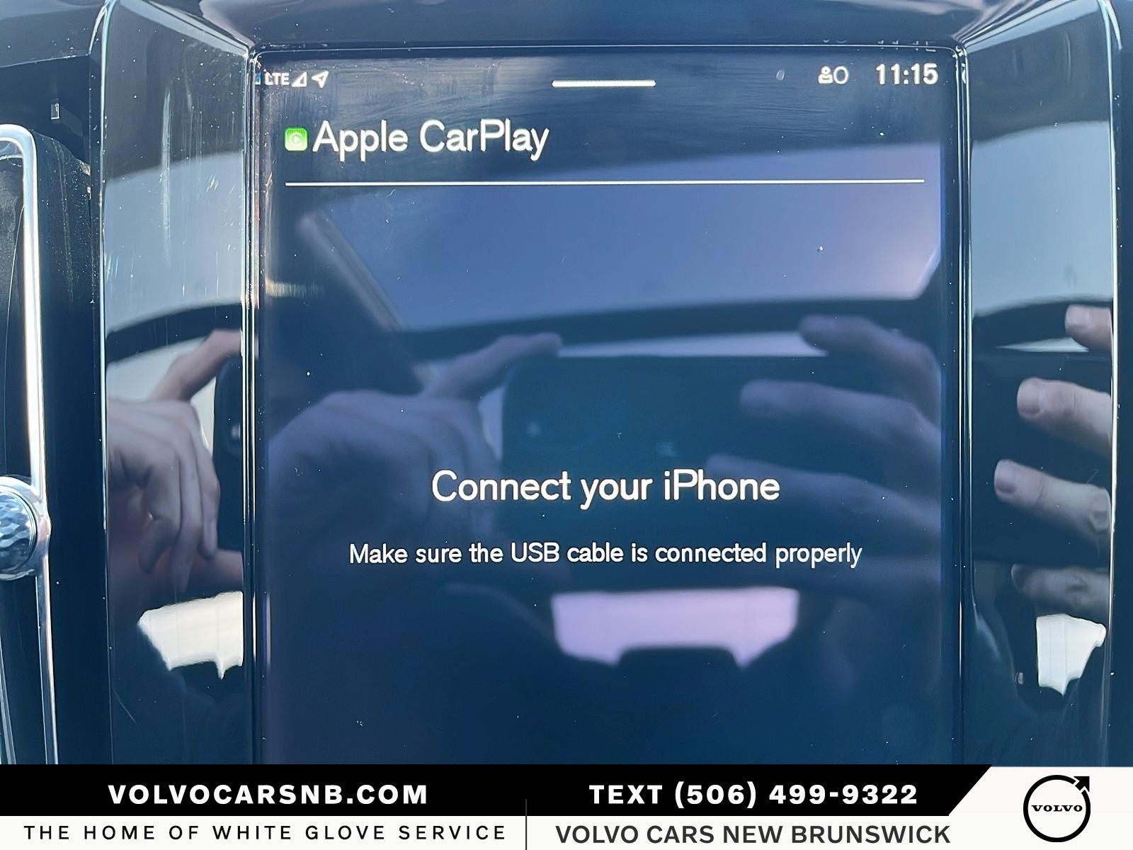 2025 Volvo XC40 B5 Plus Dark Theme