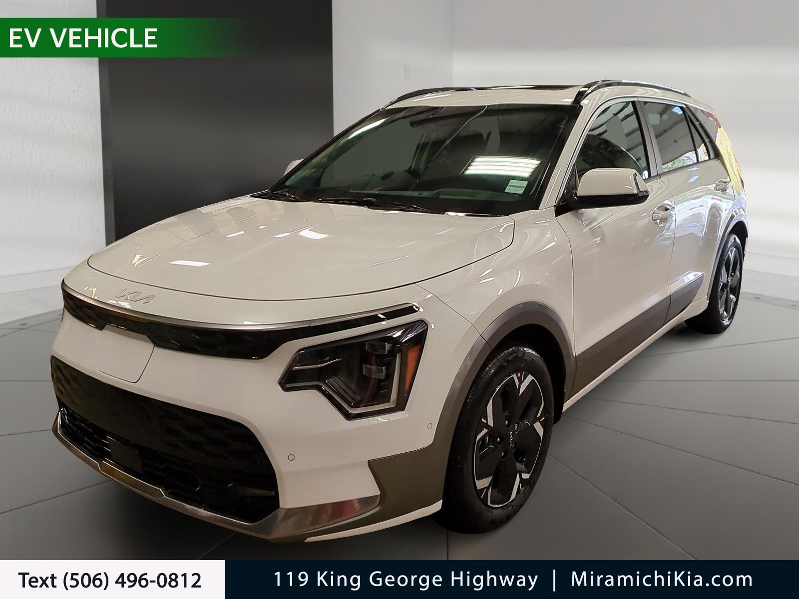 2026 Kia Niro EV  Wave w/Snow White Pearl & Grey Exterior