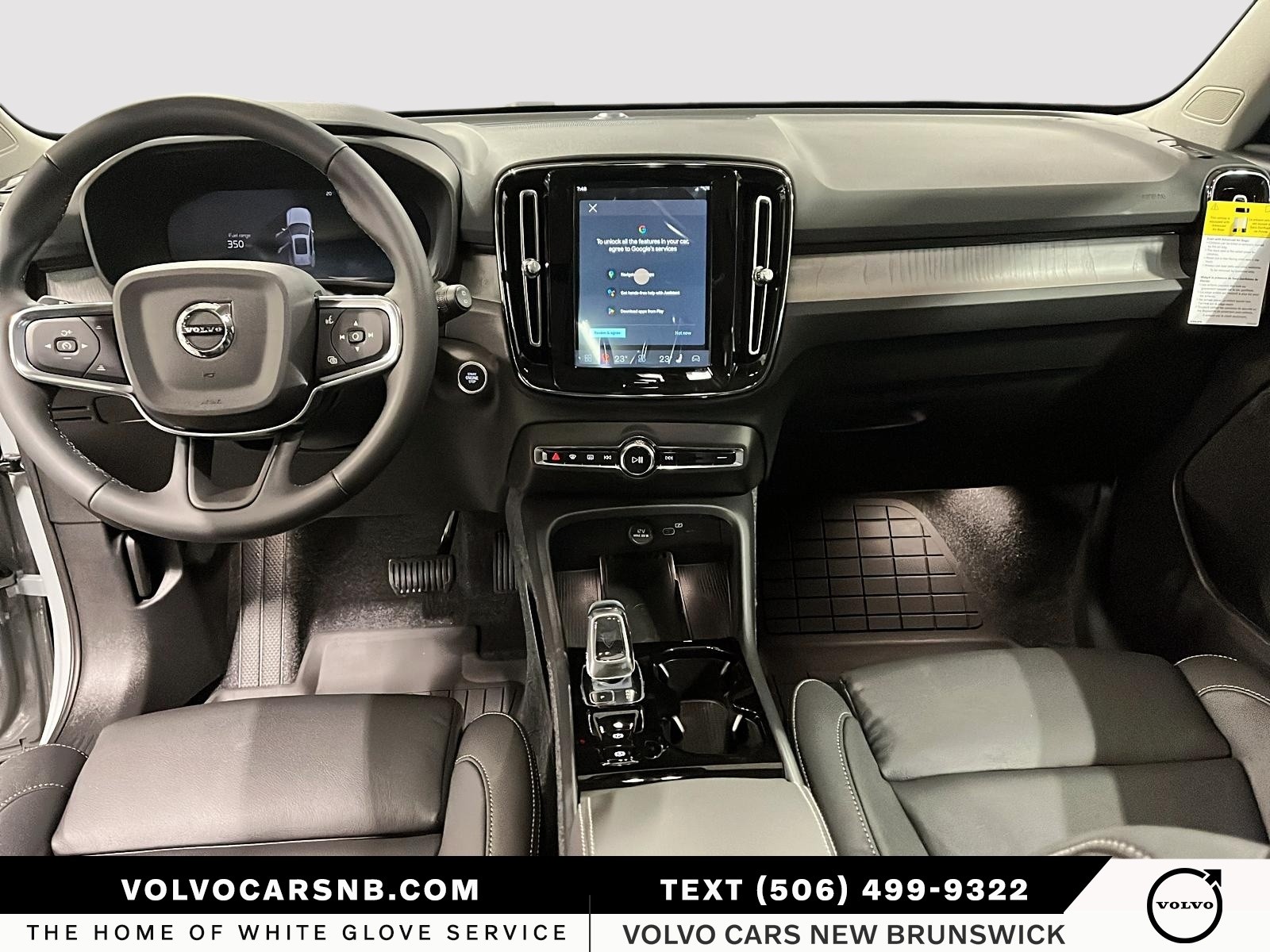 2026 Volvo XC40 B5 Plus Dark Theme