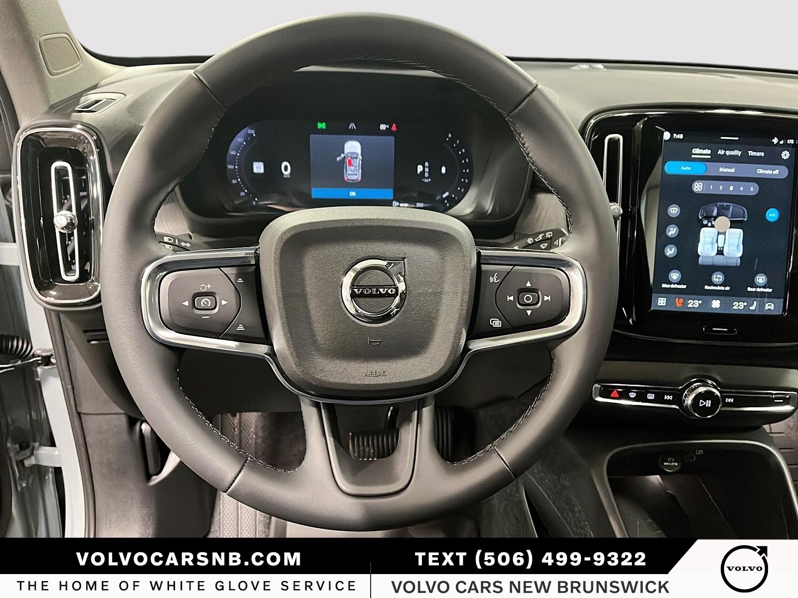 2026 Volvo XC40 B5 Plus Dark Theme