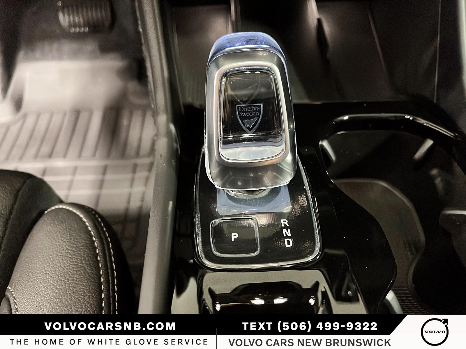 2026 Volvo XC40 B5 Plus Dark Theme