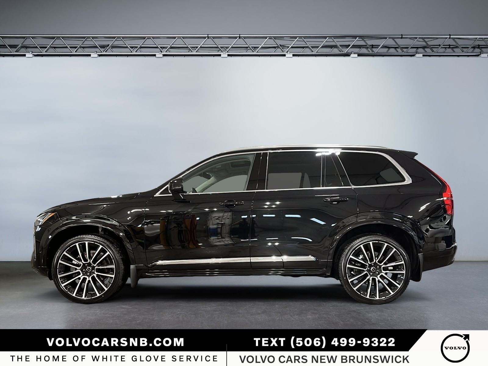 2026 Volvo XC90 B6 Plus Bright Theme
