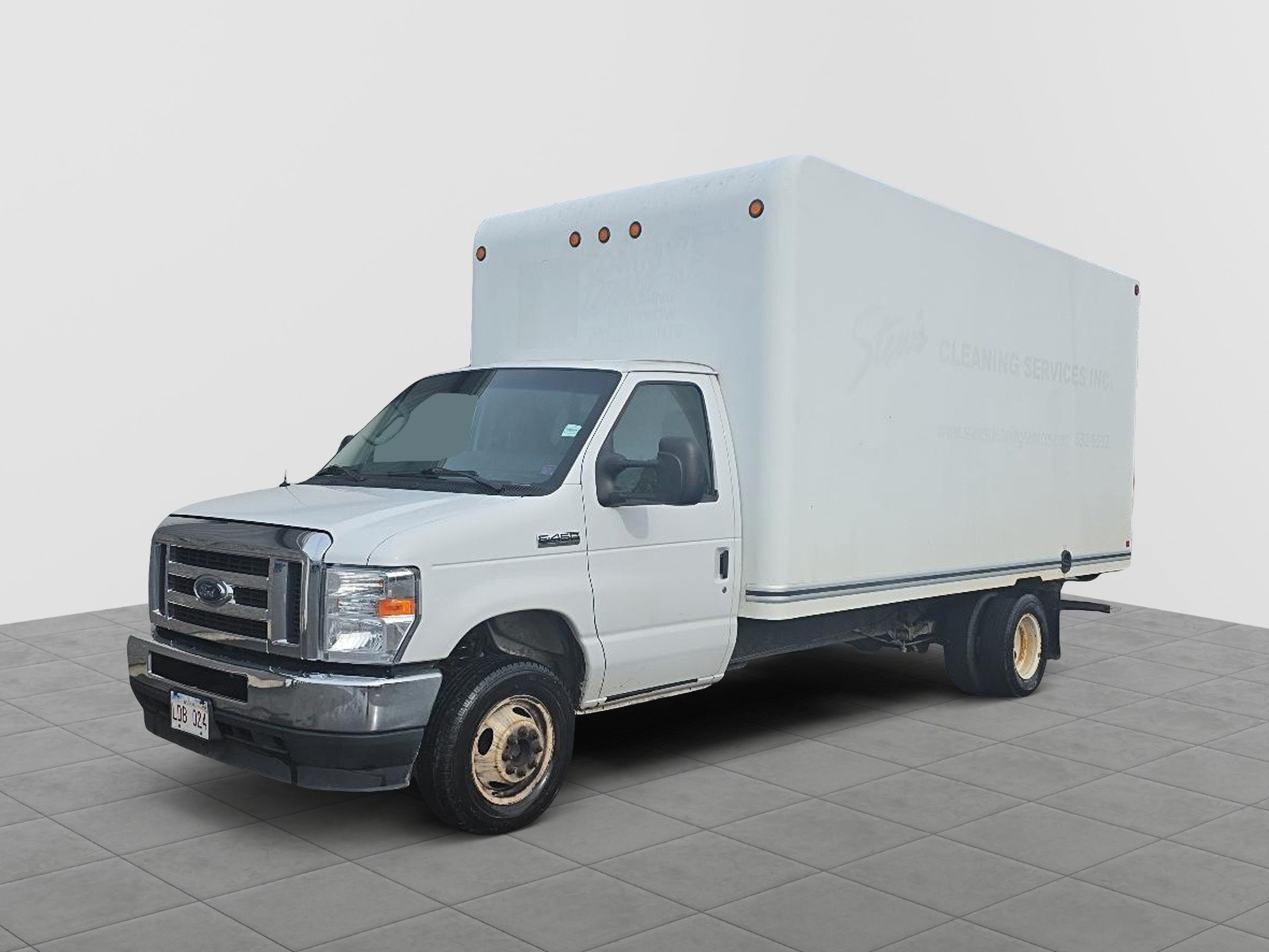 2022 Ford E-450 Cutaway  