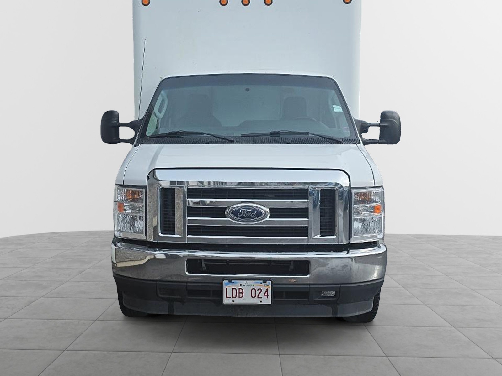 2022 Ford E-450 Cutaway 