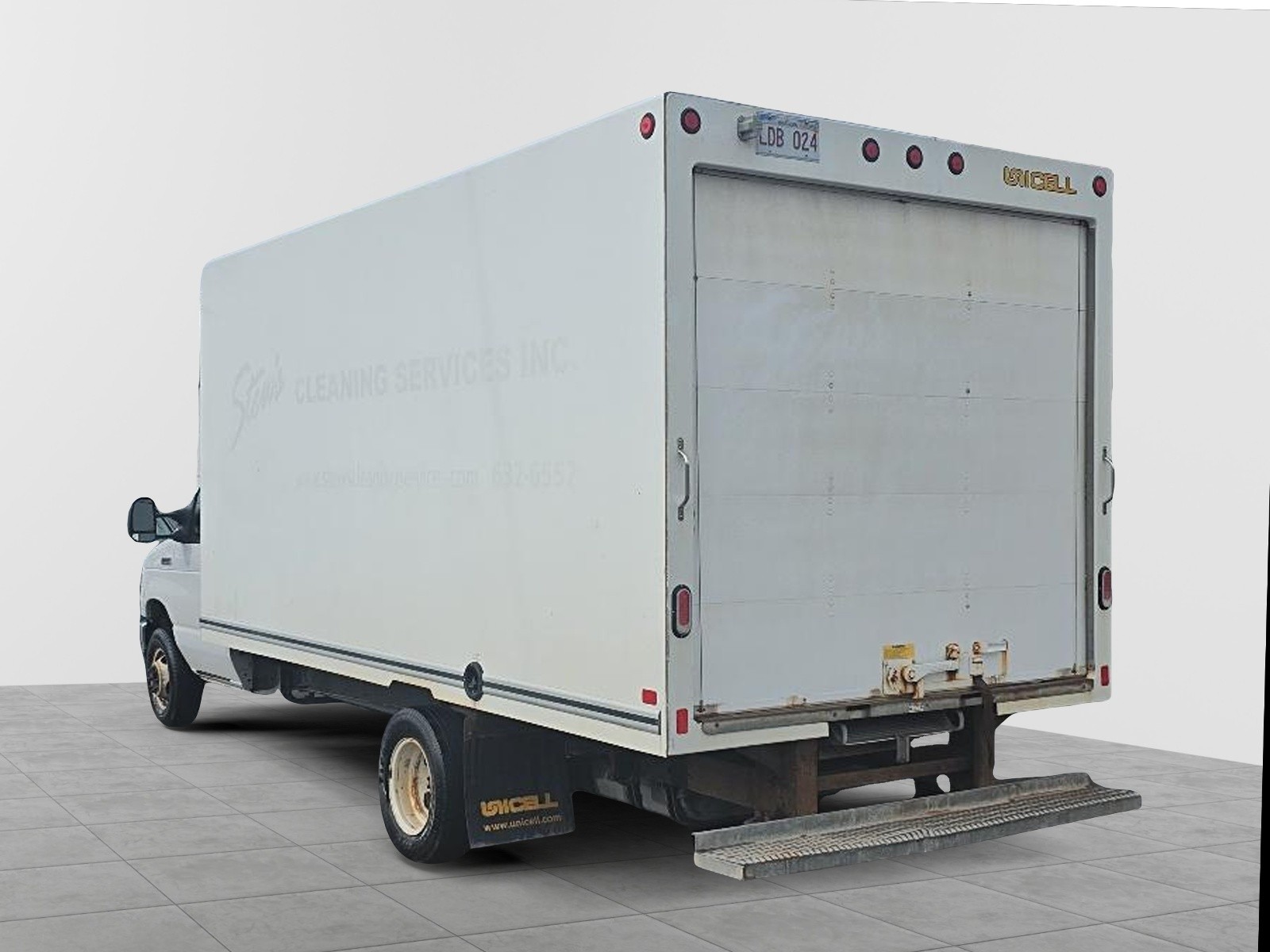 2022 Ford E-450 Cutaway 