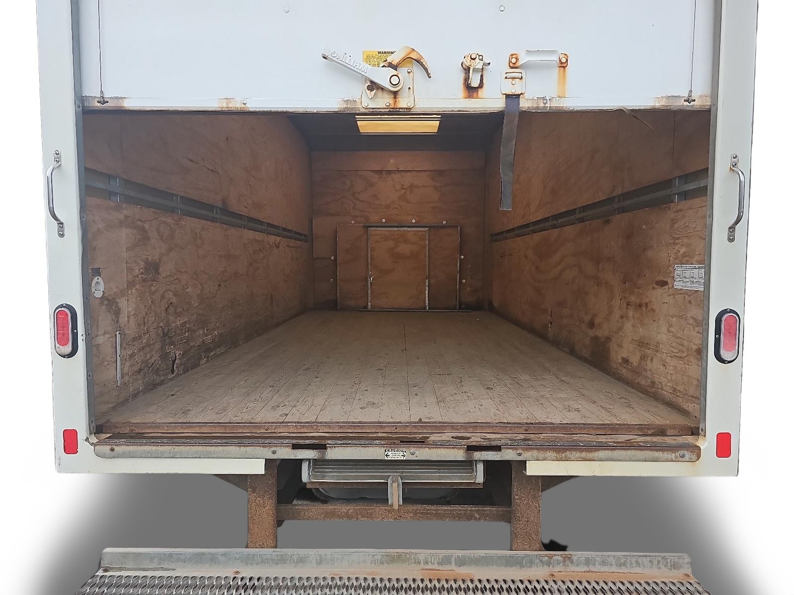 2022 Ford E-450 Cutaway 