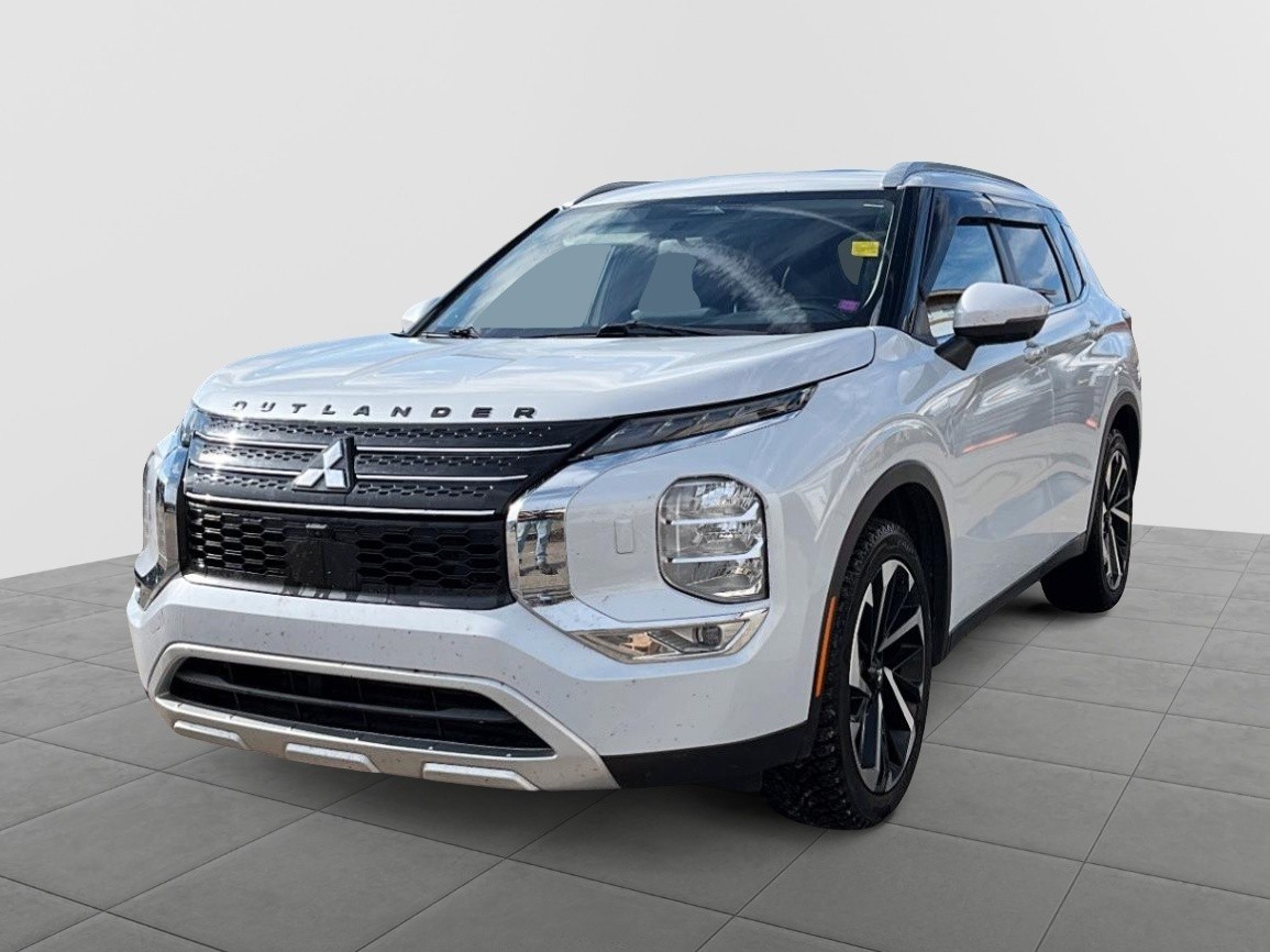 2022 Mitsubishi Outlander  SEL