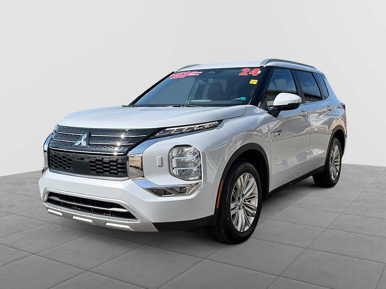 2024 Mitsubishi Outlander Plug-In Hybrid  LE