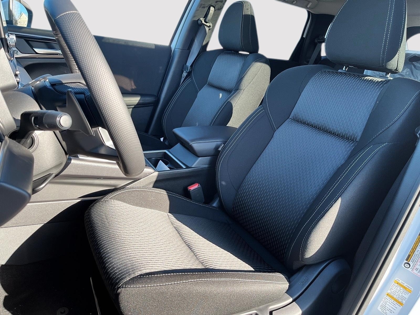 2025 Mitsubishi Outlander PHEV SE