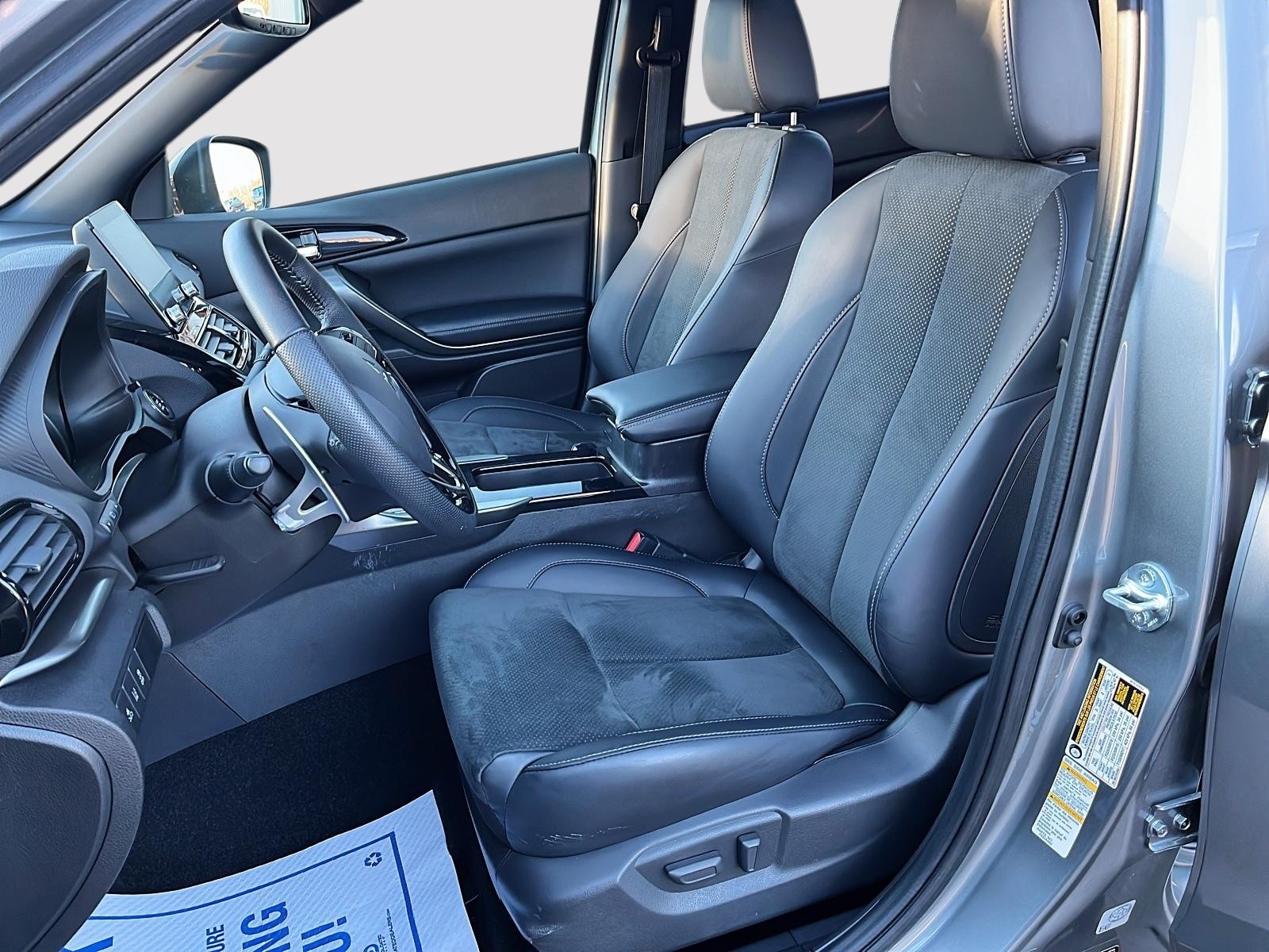 2025 Mitsubishi Eclipse Cross NOIR