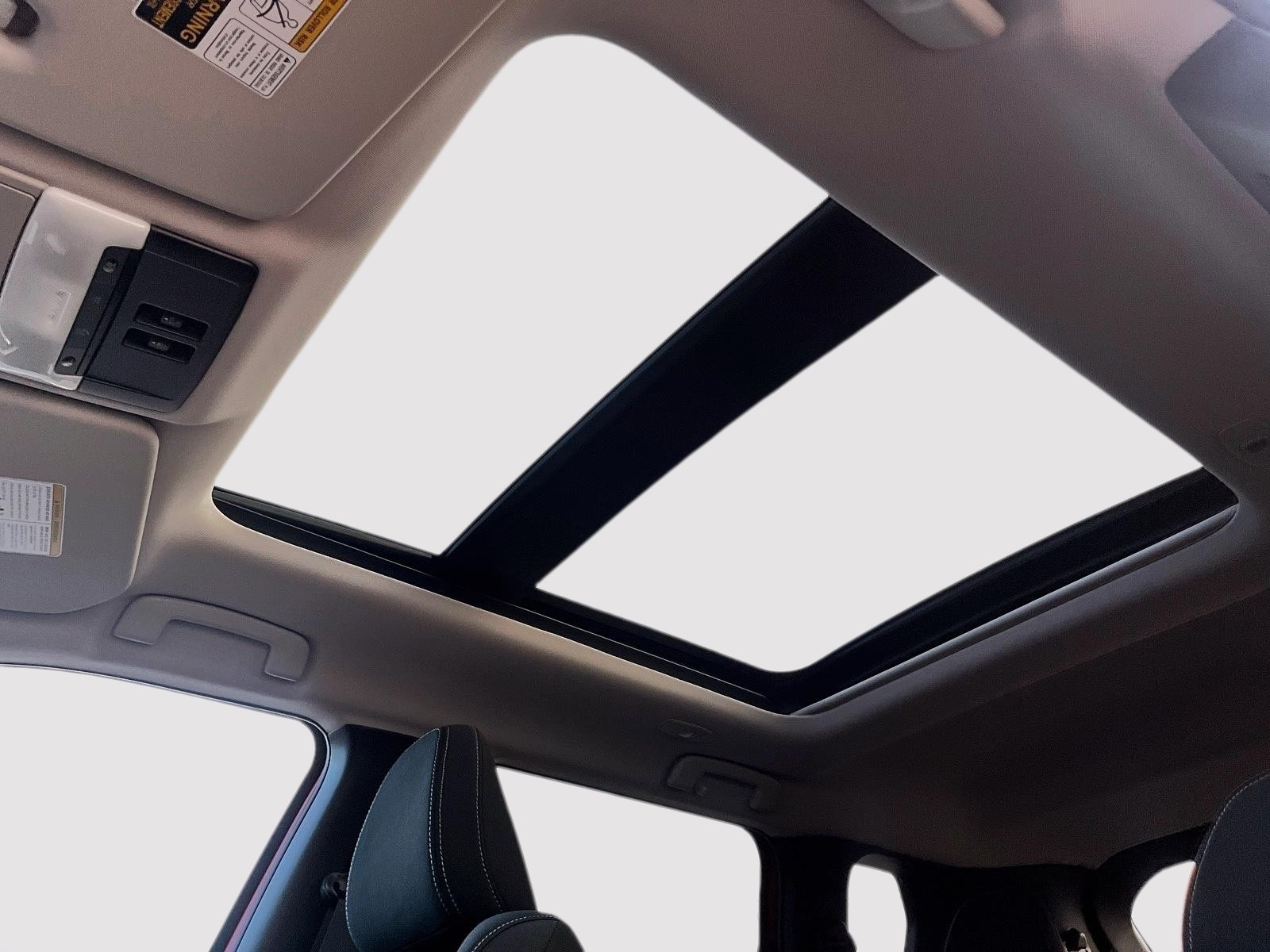 2025 Mitsubishi Outlander PHEV SE