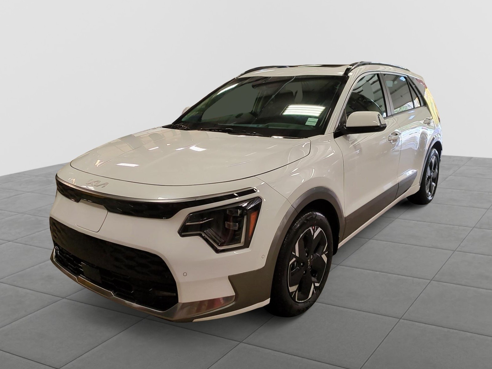 2026 Kia Niro EV  Wave w/Snow White Pearl & Grey Exterior