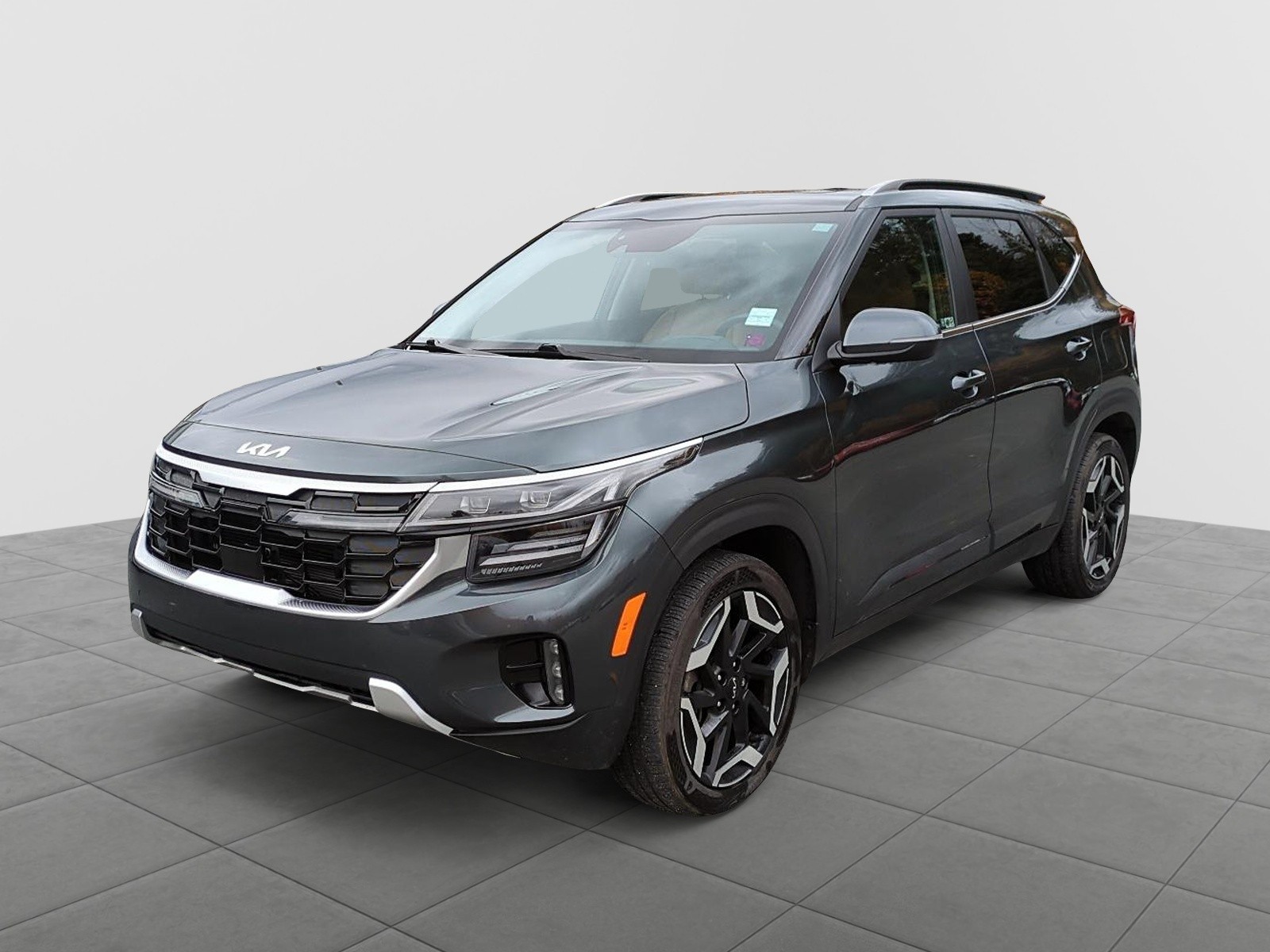 2024 Kia Seltos  SX w/Brown Interior