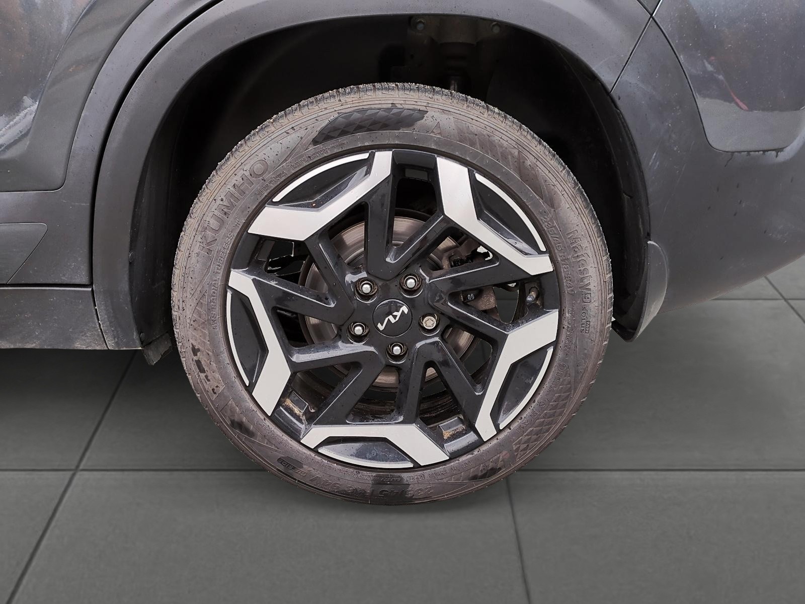 2024 Kia Seltos SX w/Brown Interior