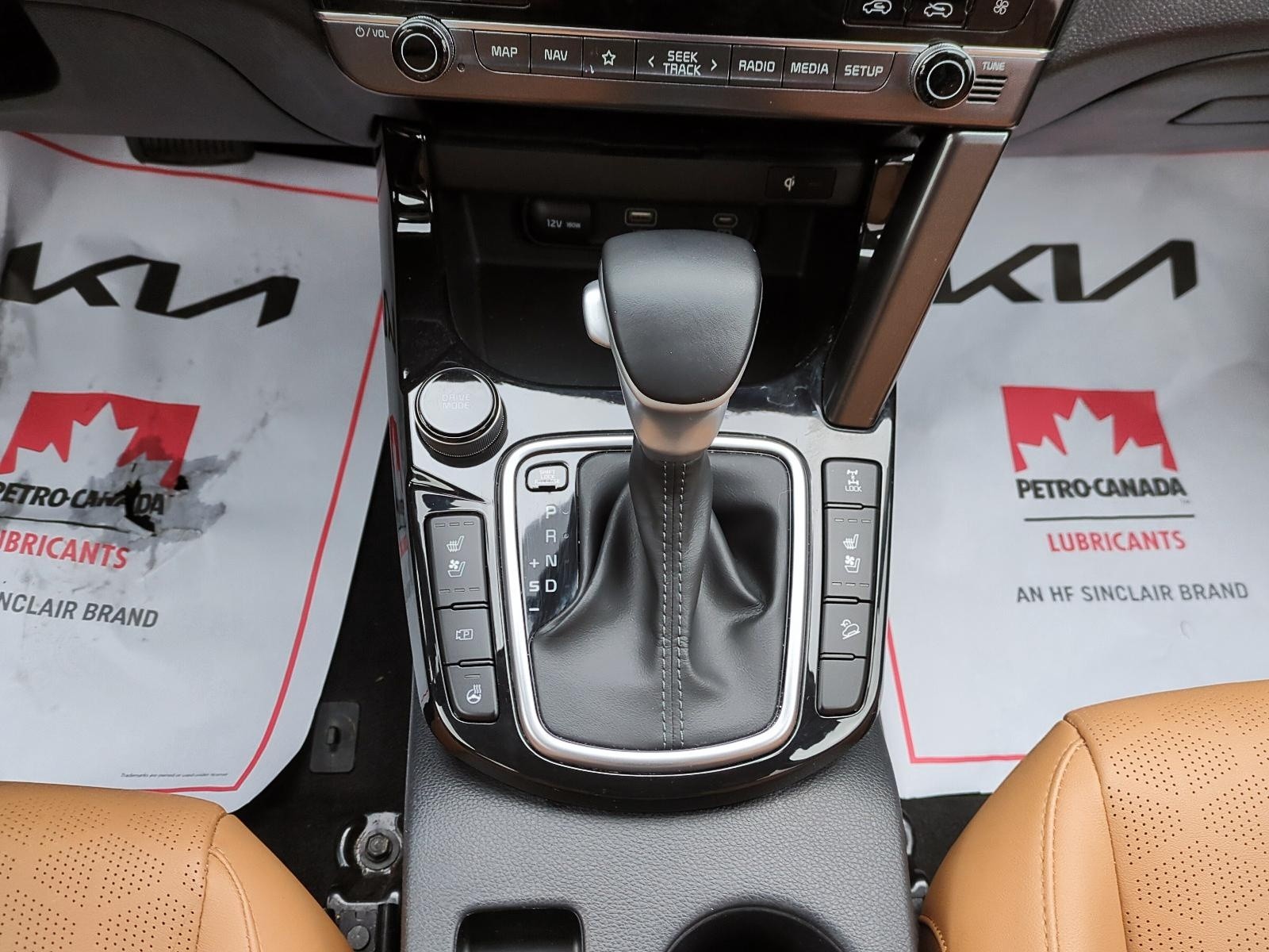 2024 Kia Seltos SX w/Brown Interior