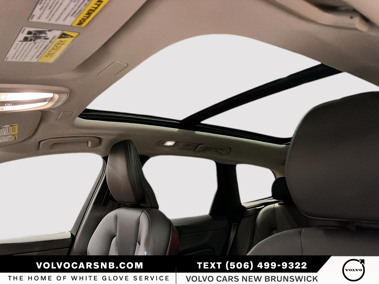 2025 Volvo XC60 B5 Core Dark Theme