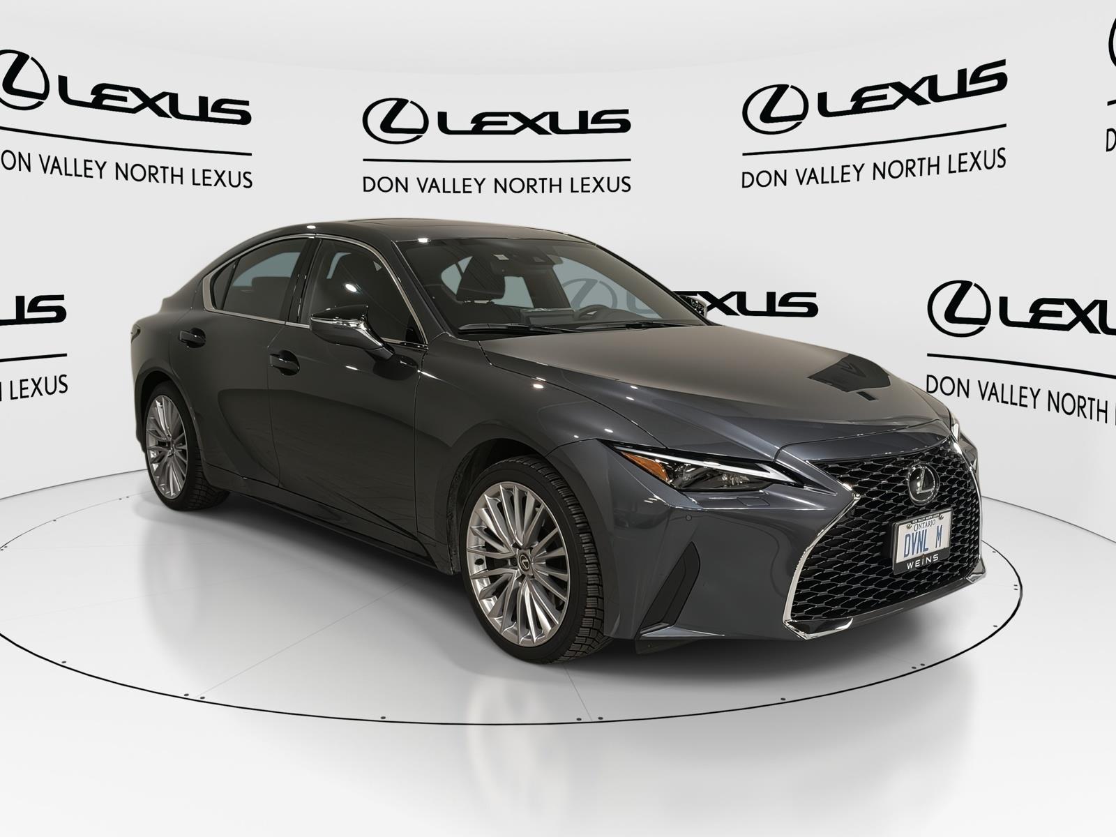 Lexus IS 300 AWD 2025
