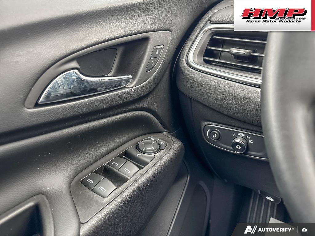 used 2024 Chevrolet Equinox car, priced at $29,284