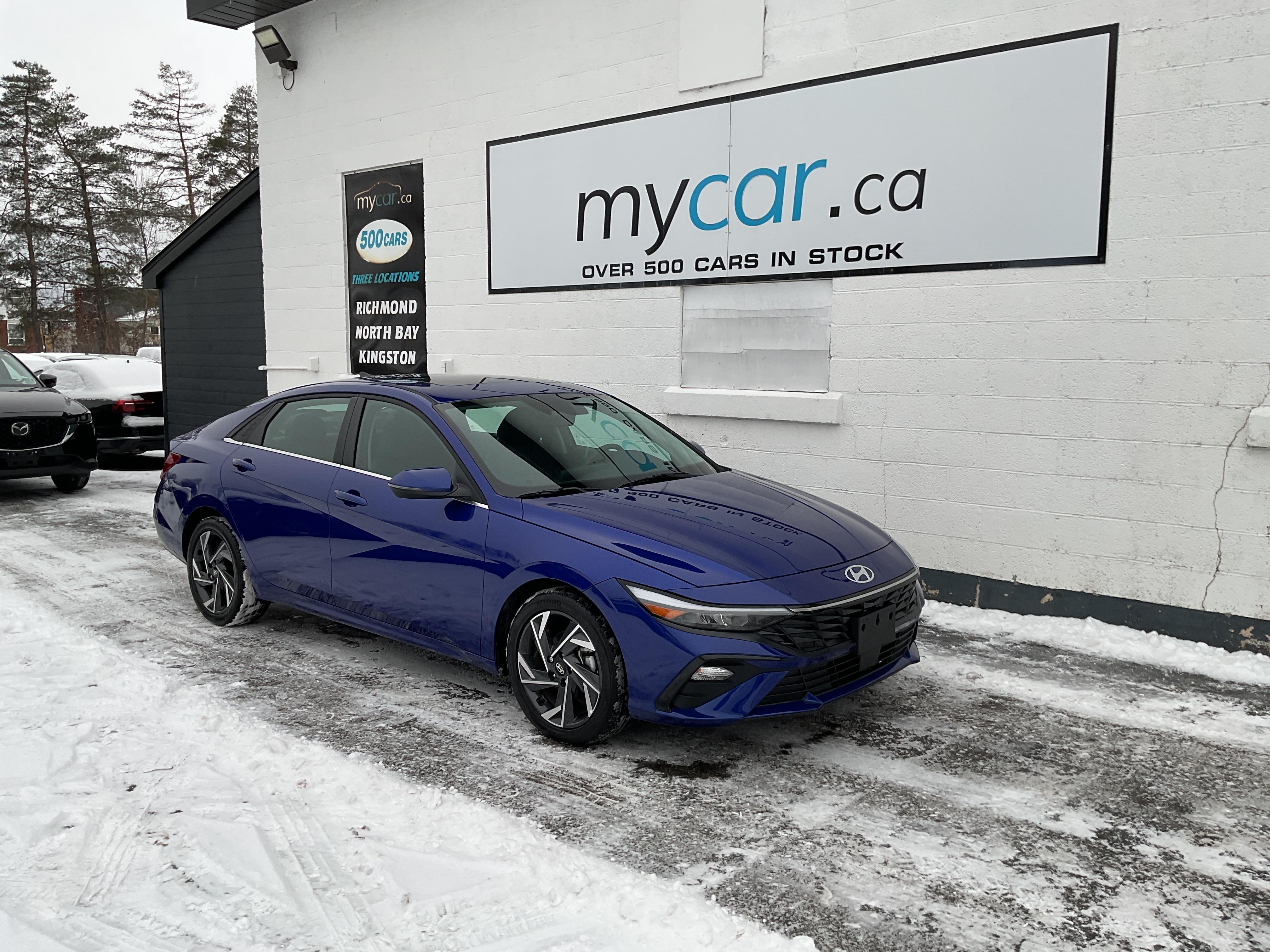 2024 Hyundai Elantra Luxury FWD