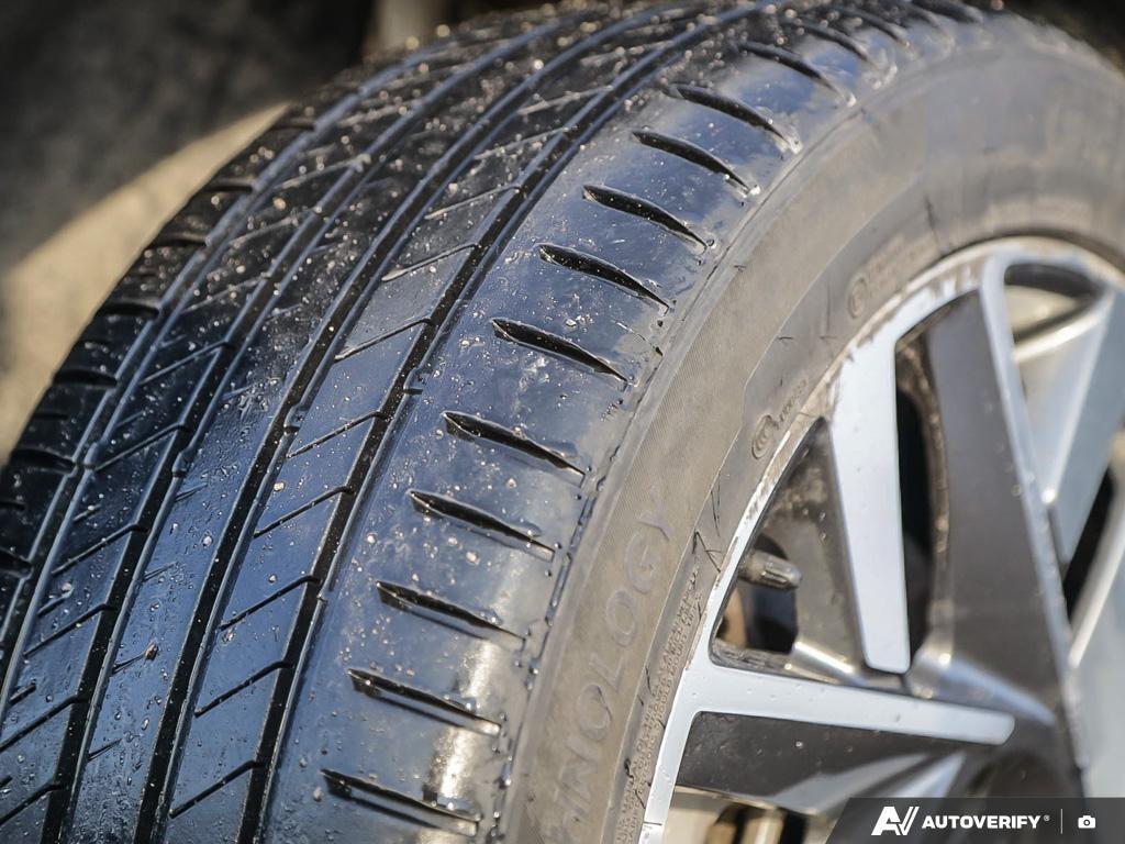 used 2022 Hyundai Santa Fe car, priced at $35,597