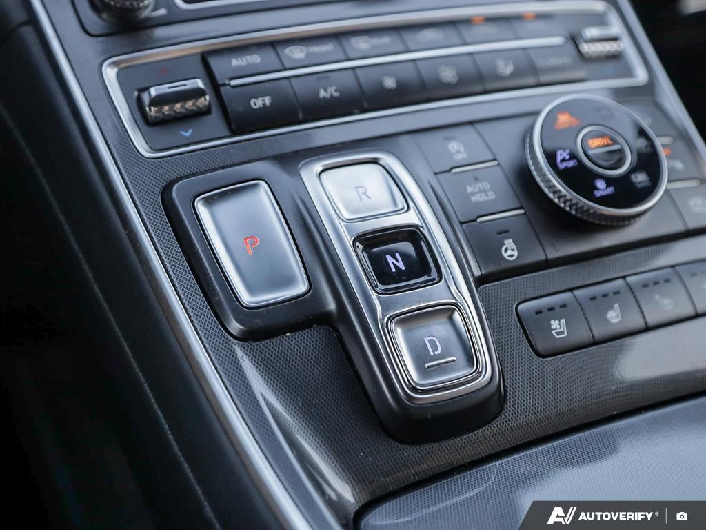 used 2022 Hyundai Santa Fe car, priced at $35,597