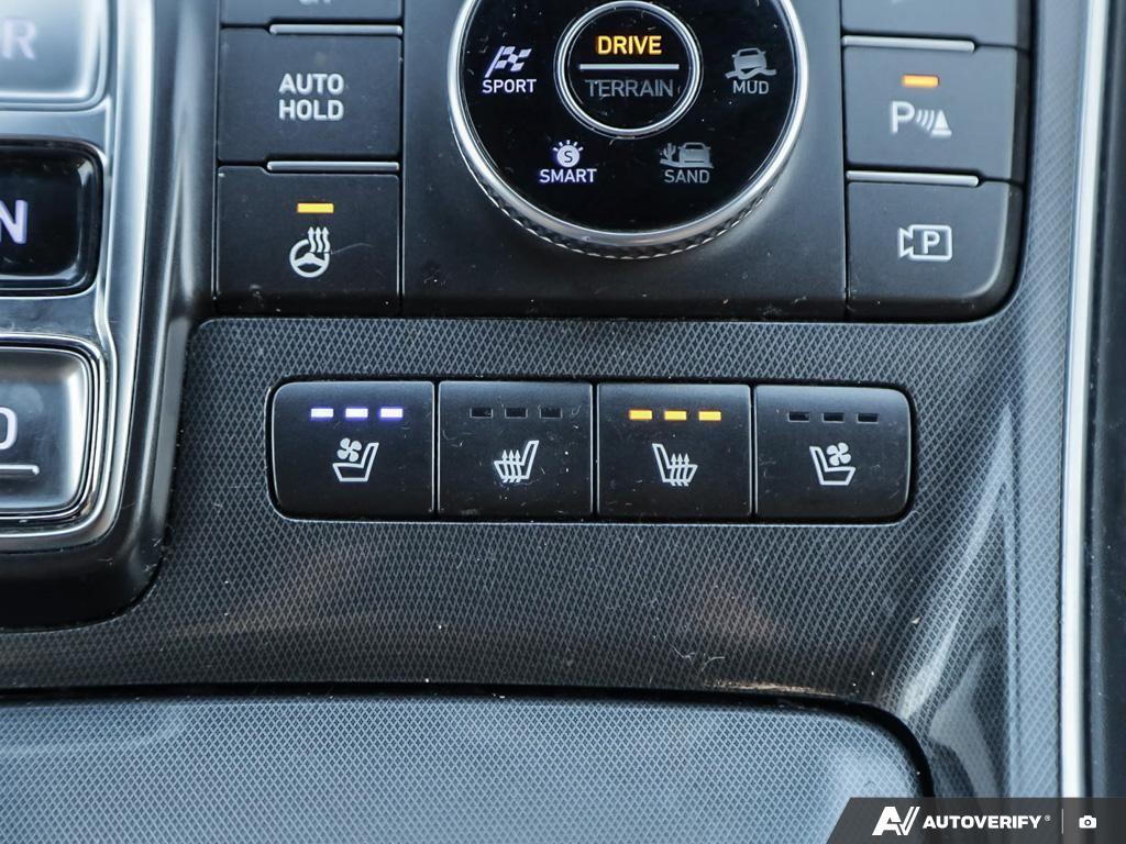 used 2022 Hyundai Santa Fe car, priced at $35,597