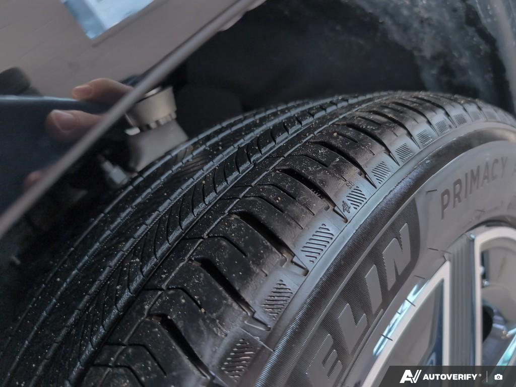 used 2025 Mercedes-Benz GLC 300 car, priced at $64,455