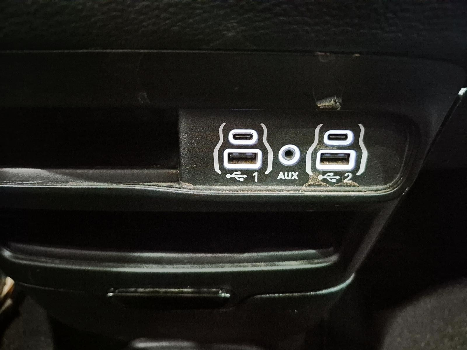 2024 Chrysler Pacifica Touring-L