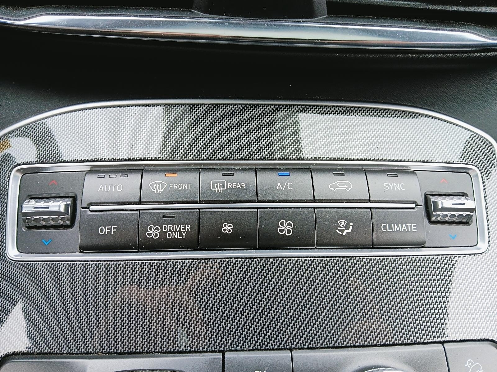 2022 Hyundai Santa Fe Plug-In Hybrid Luxury