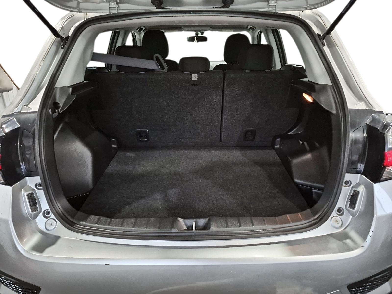 2023 Mitsubishi RVR ES