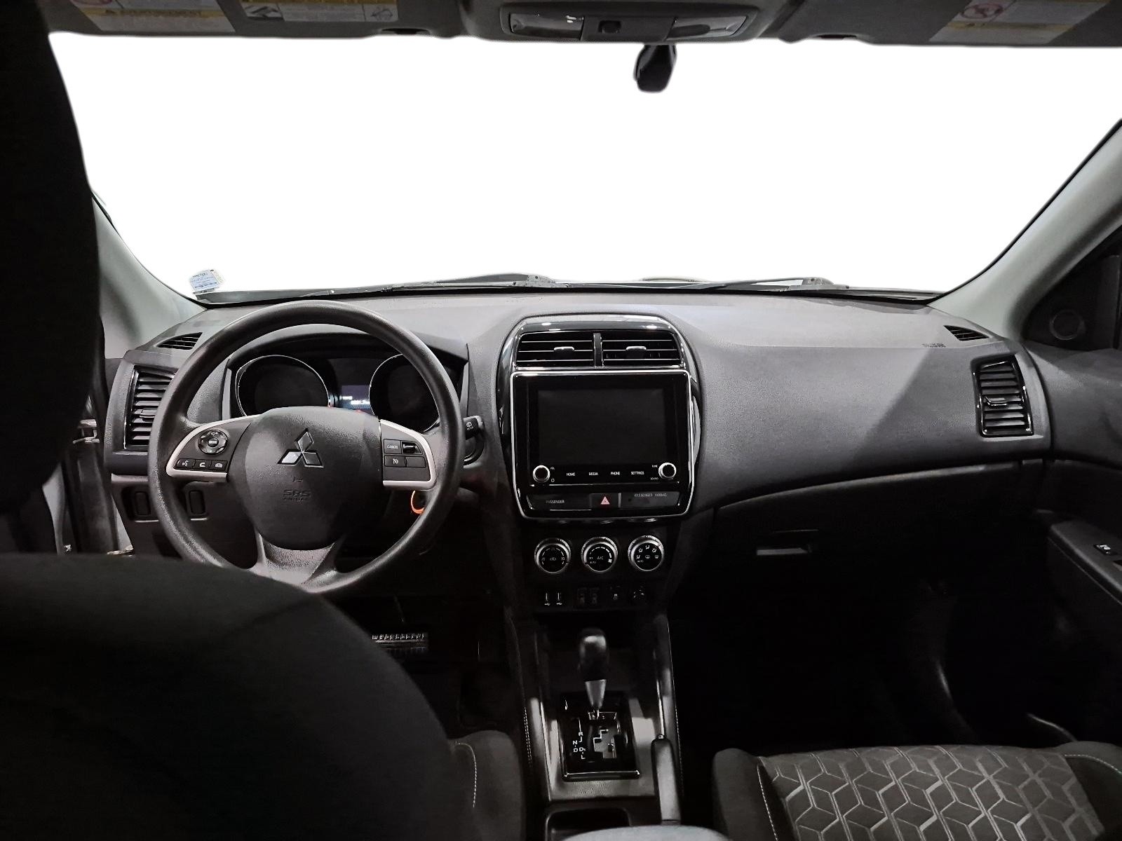 2023 Mitsubishi RVR ES