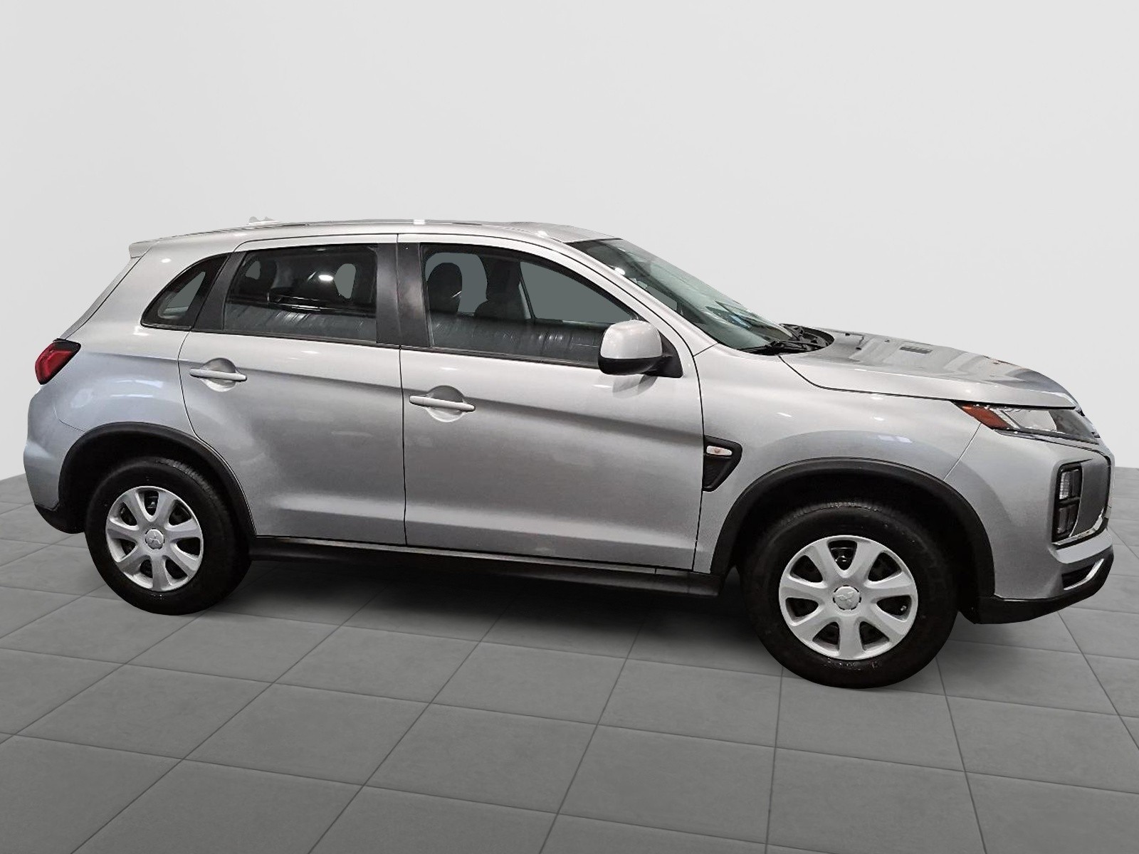 2023 Mitsubishi RVR ES