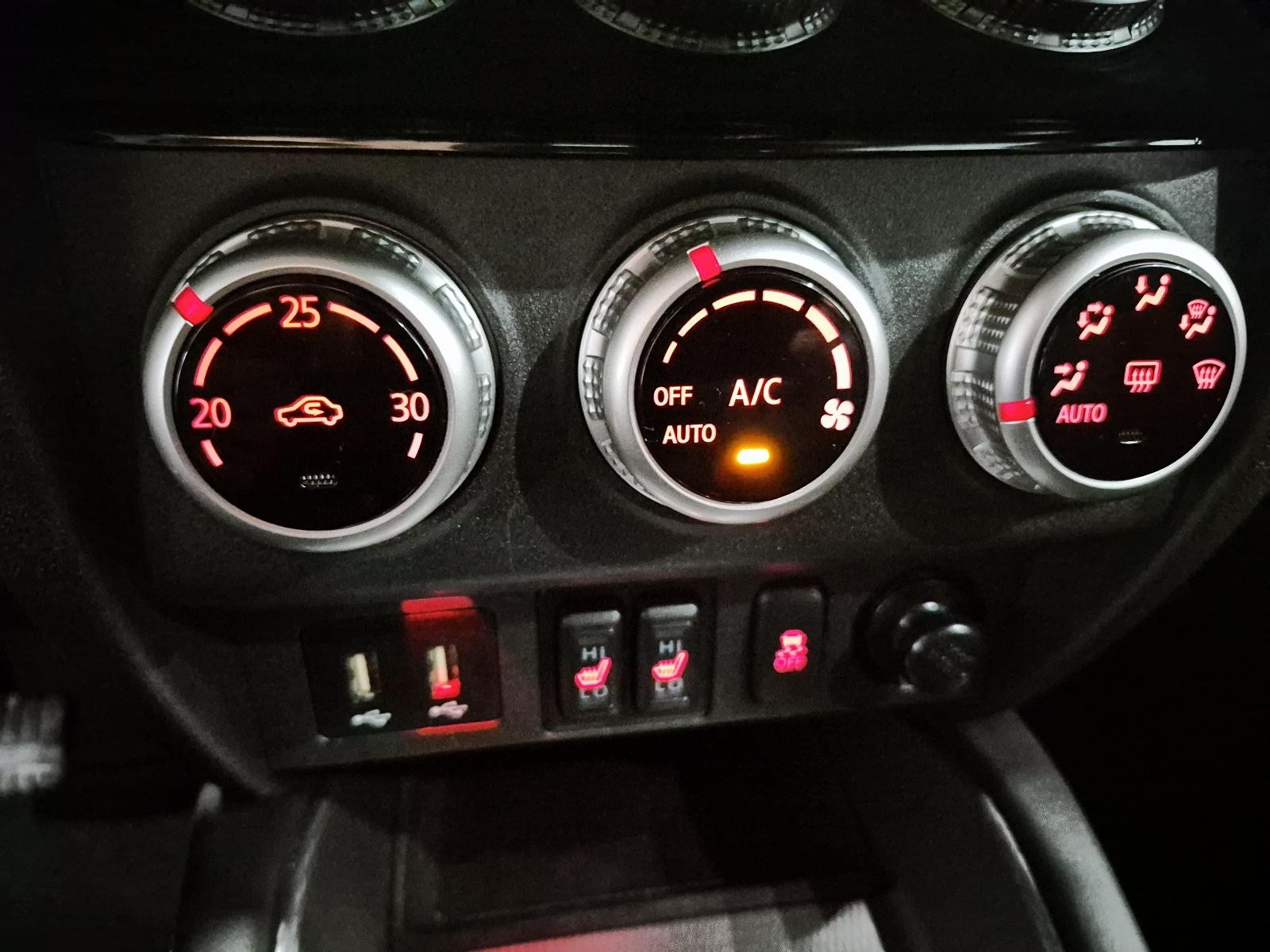 2023 Mitsubishi RVR ES