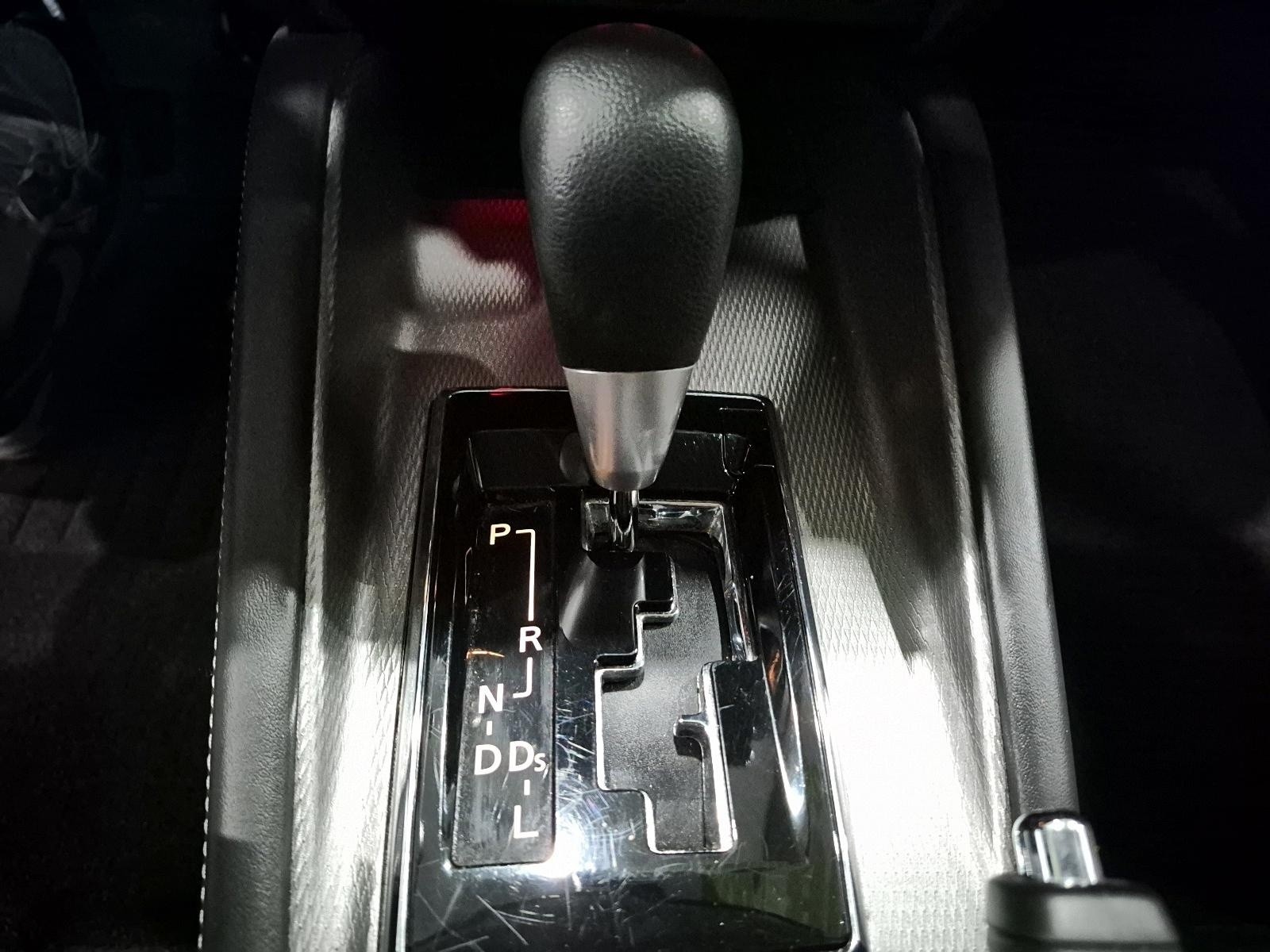 2023 Mitsubishi RVR ES