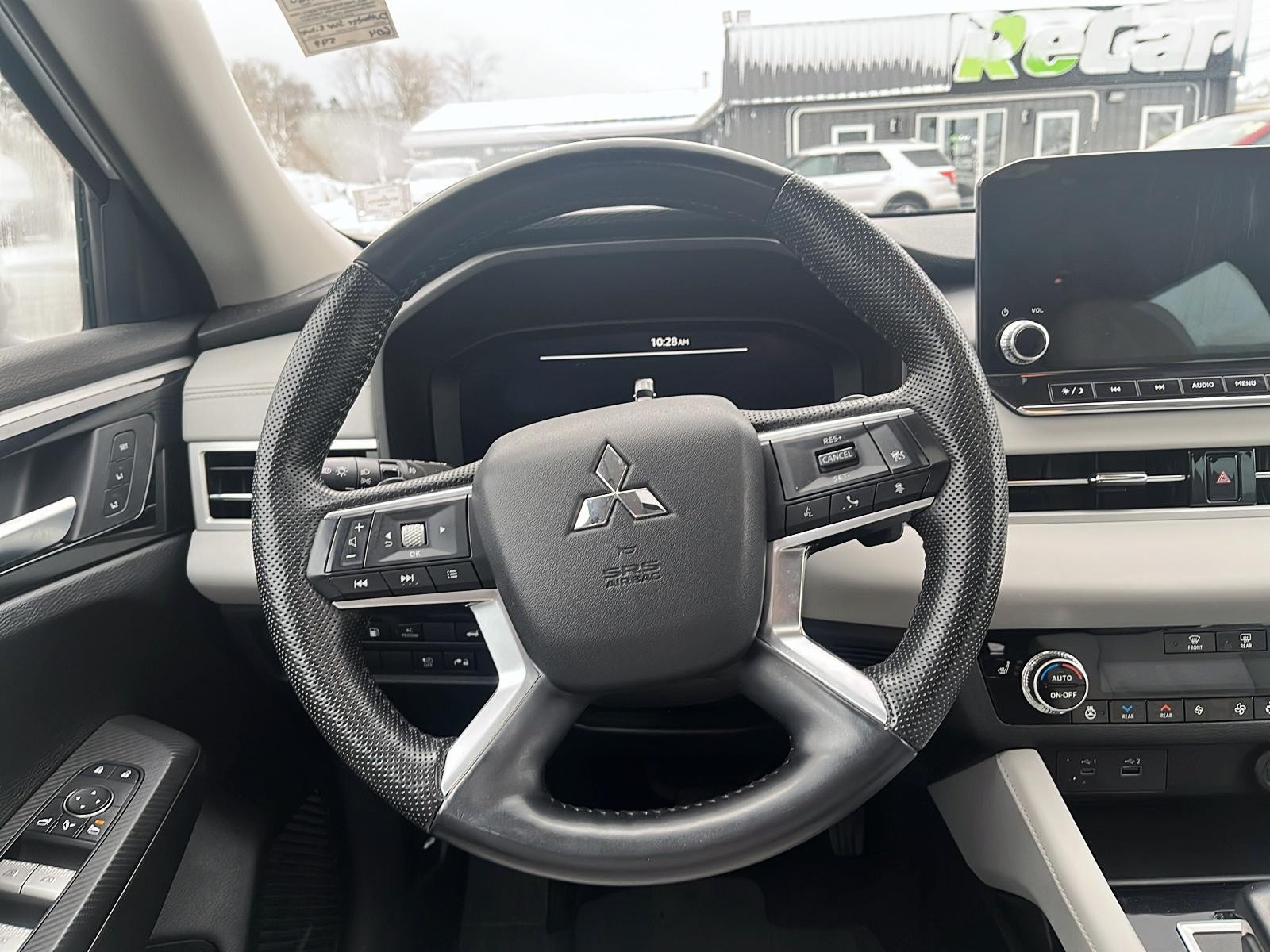 2023 Mitsubishi Outlander Plug-In Hybrid SEL