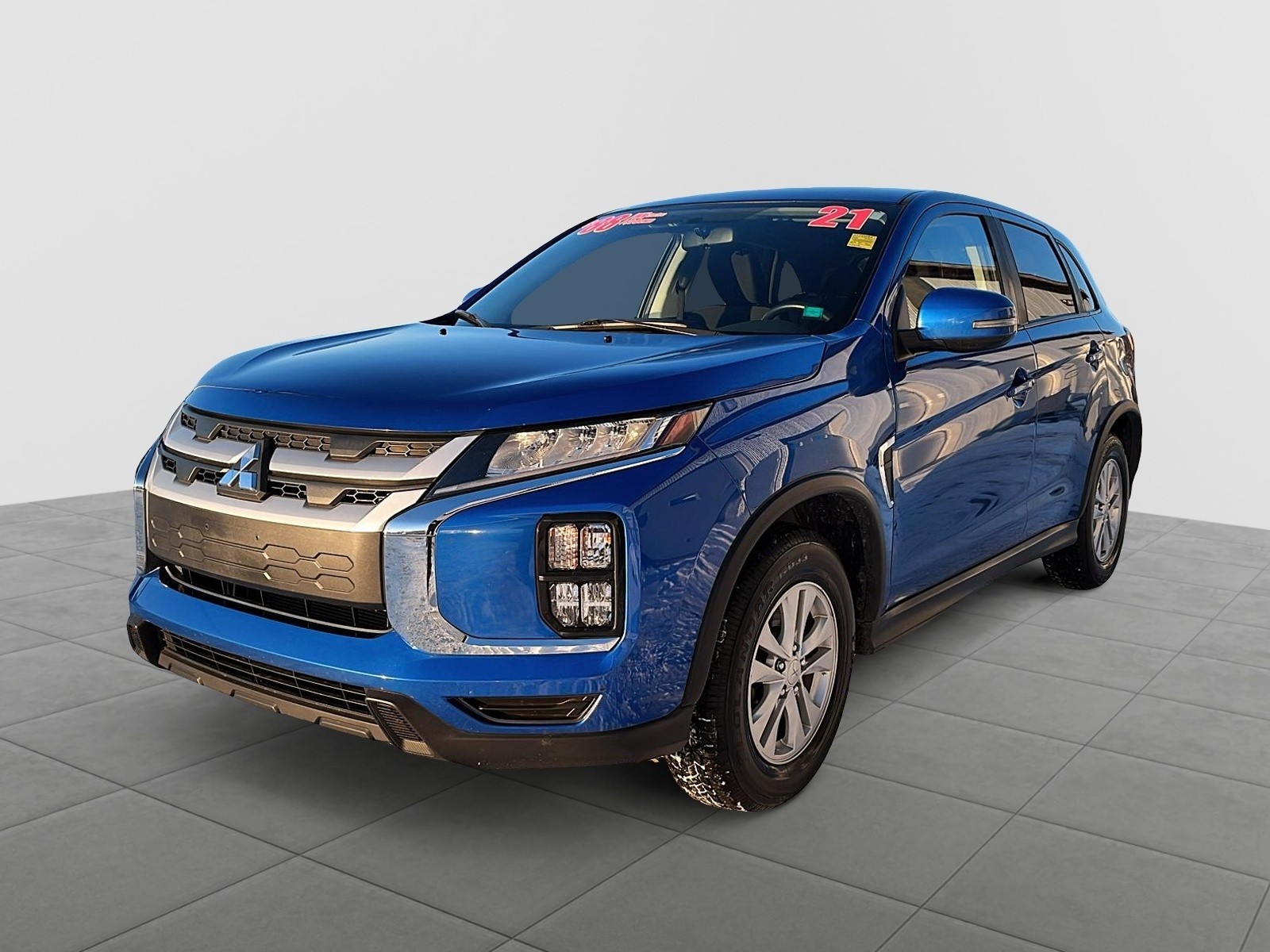 2021 Mitsubishi RVR  SE