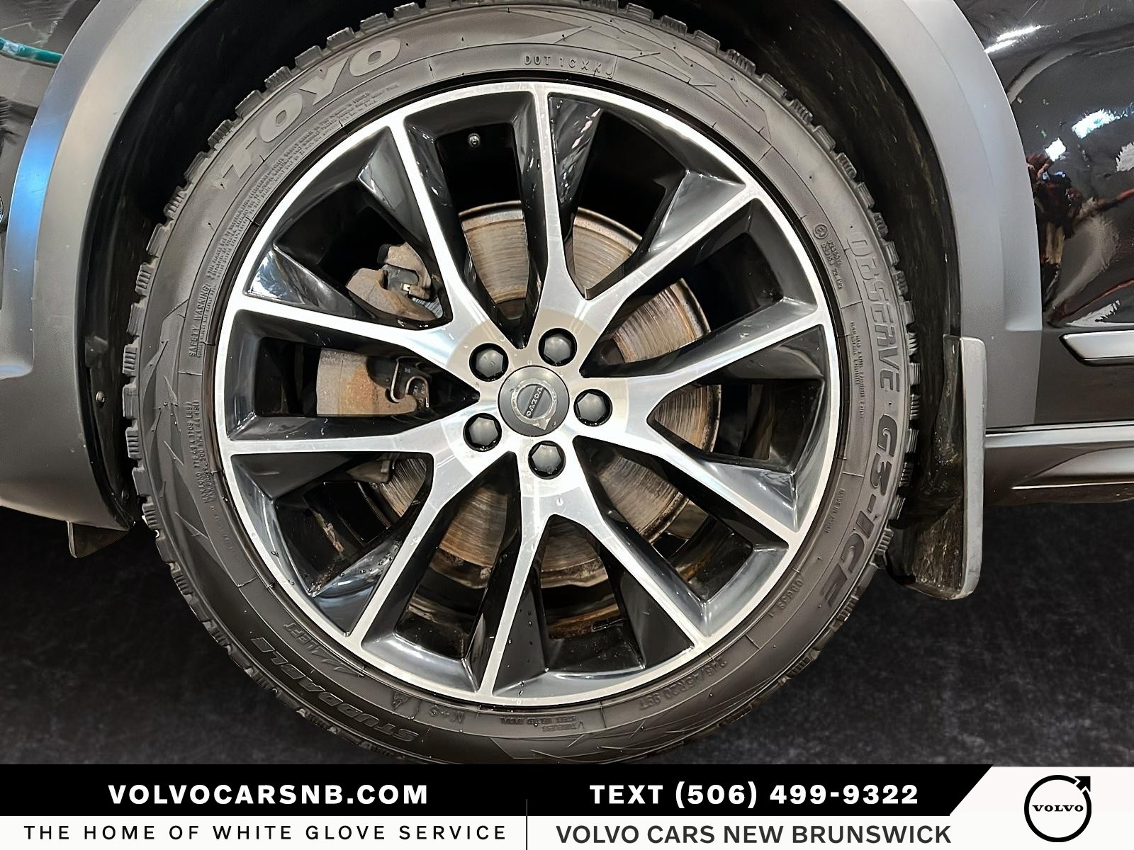 2019 Volvo V90 Cross Country T6