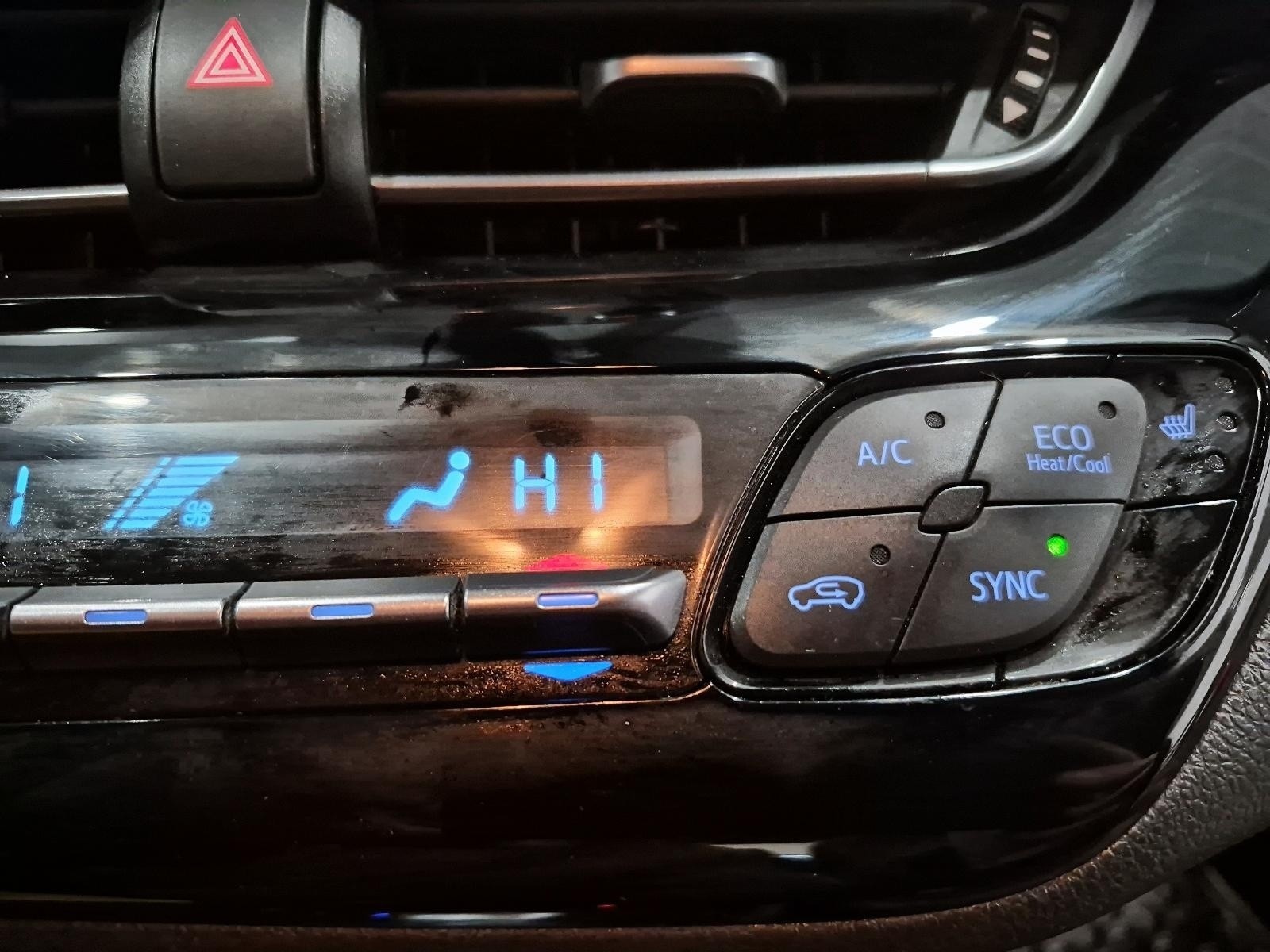 2021 Toyota C-HR XLE Premium