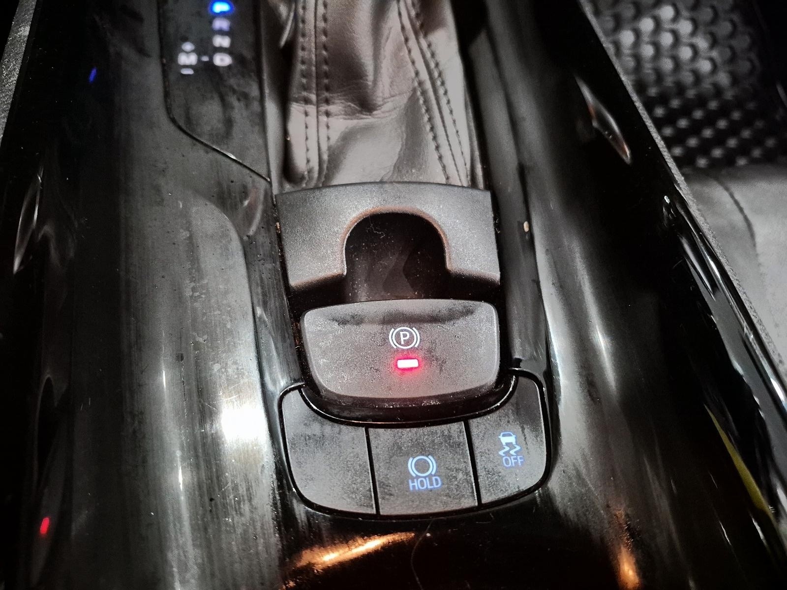 2021 Toyota C-HR XLE Premium