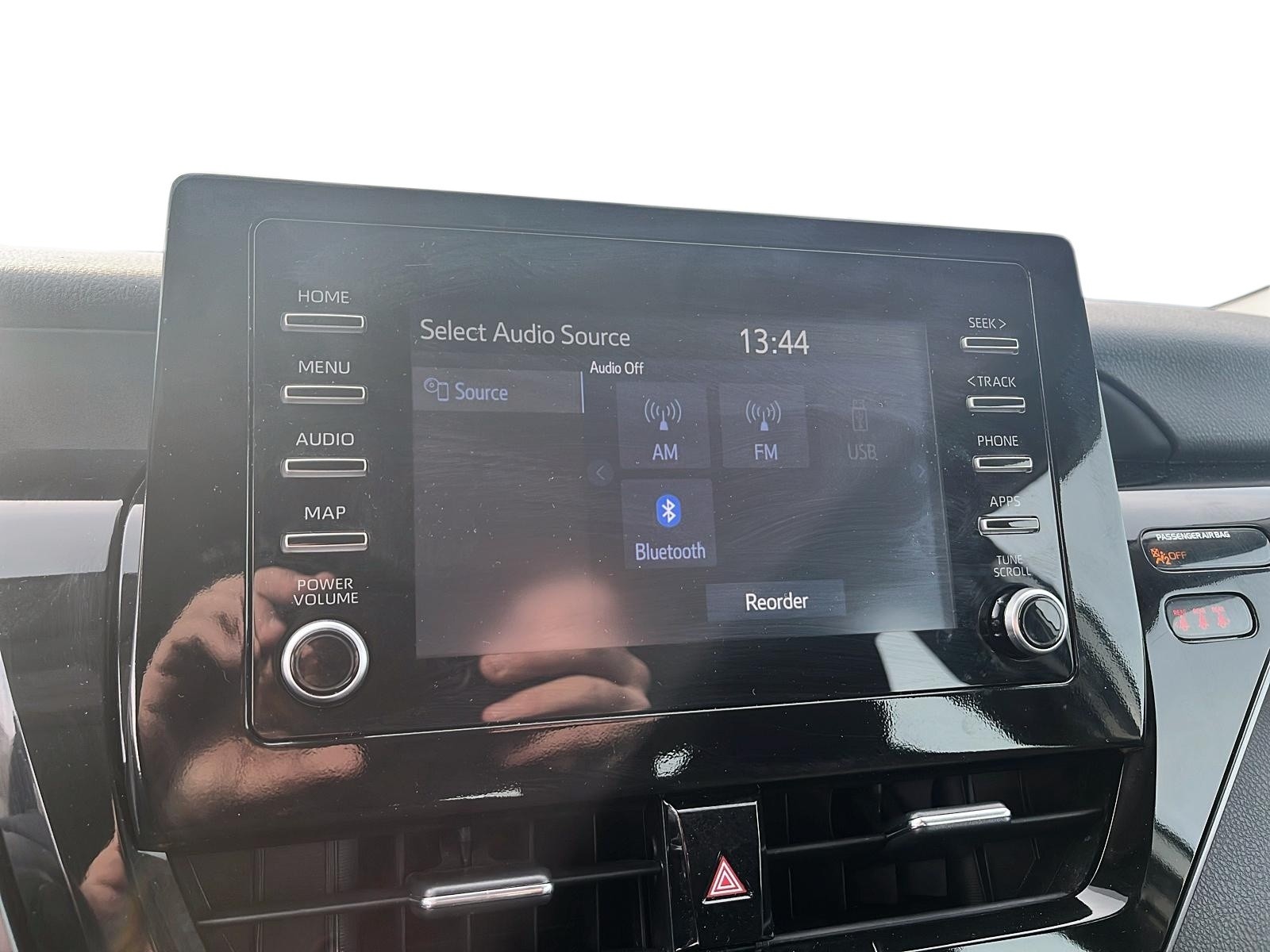 2024 Toyota Camry Hybrid LE