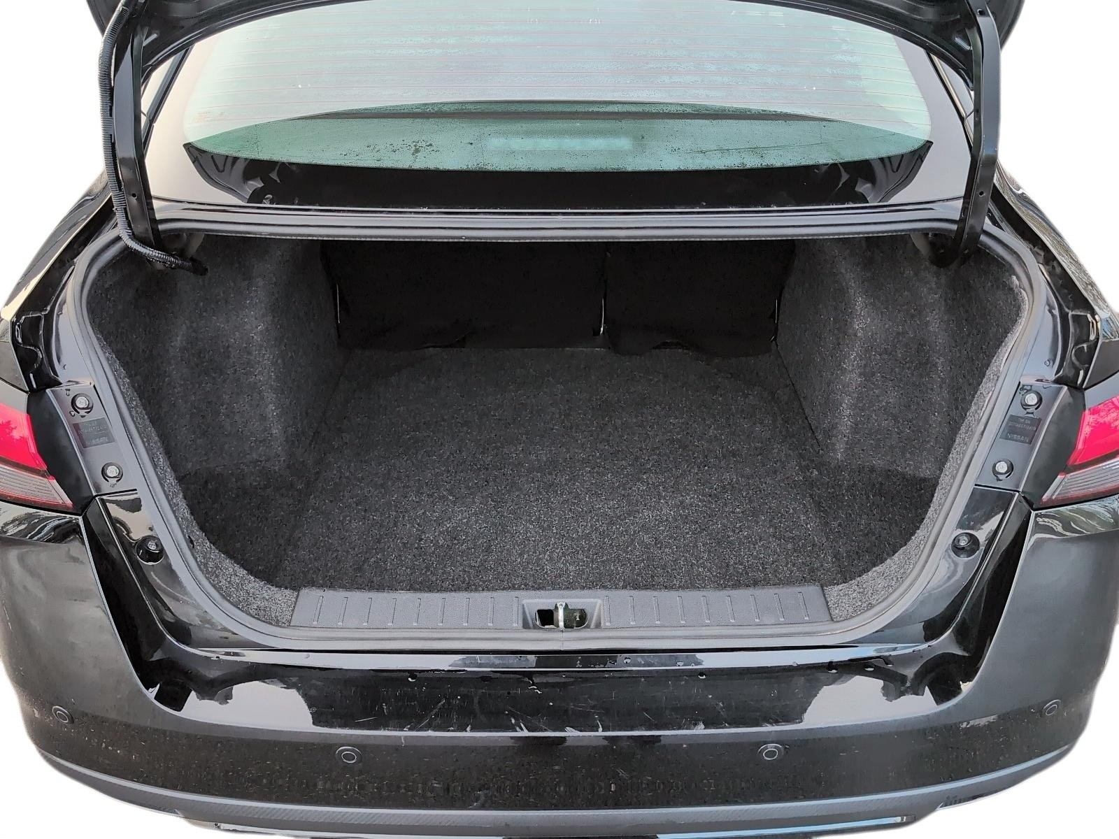 2024 Nissan Versa SV