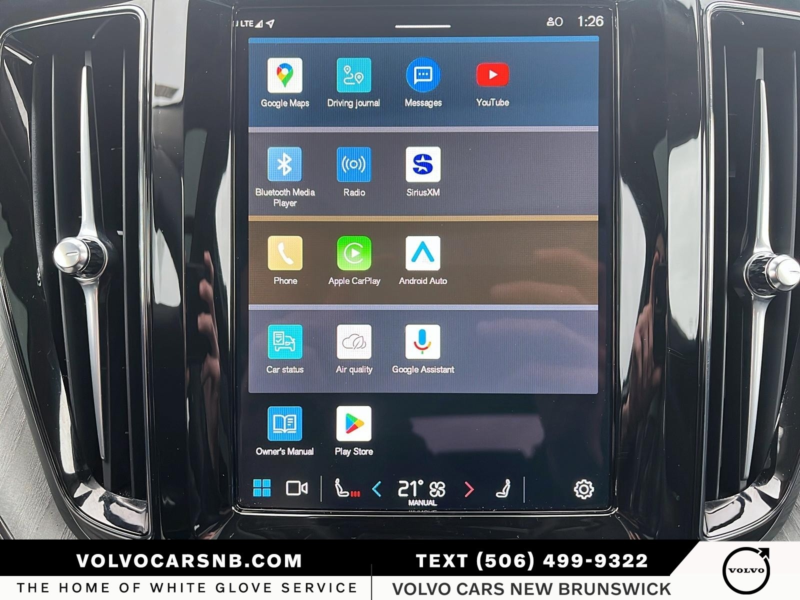 2025 Volvo XC60 B5 Plus Dark Theme