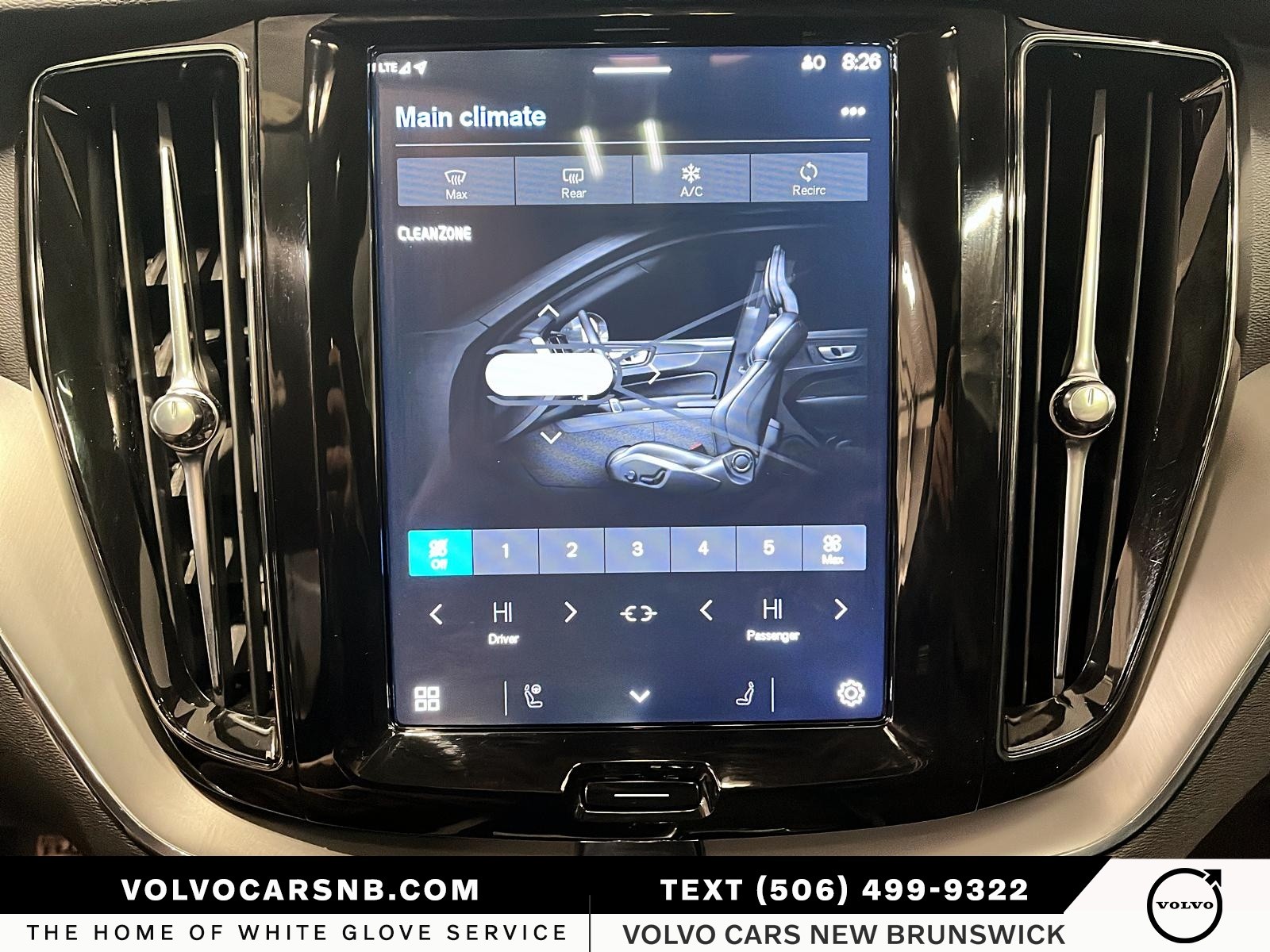 2025 Volvo XC60 B5 Core Dark Theme