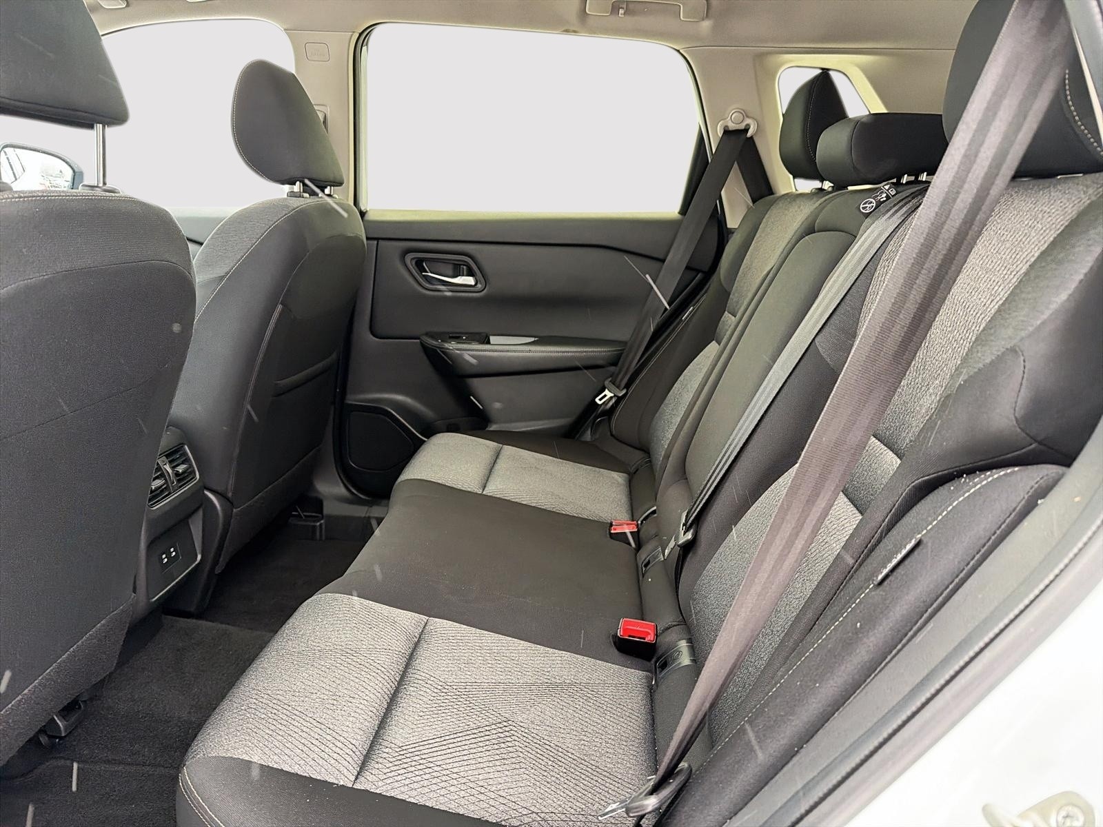 2024 Nissan Rogue SV Moonroof