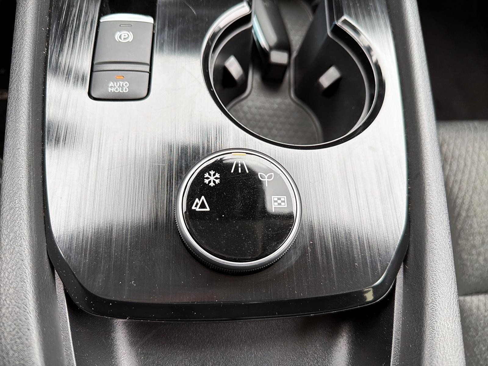 2024 Nissan Rogue SV Moonroof