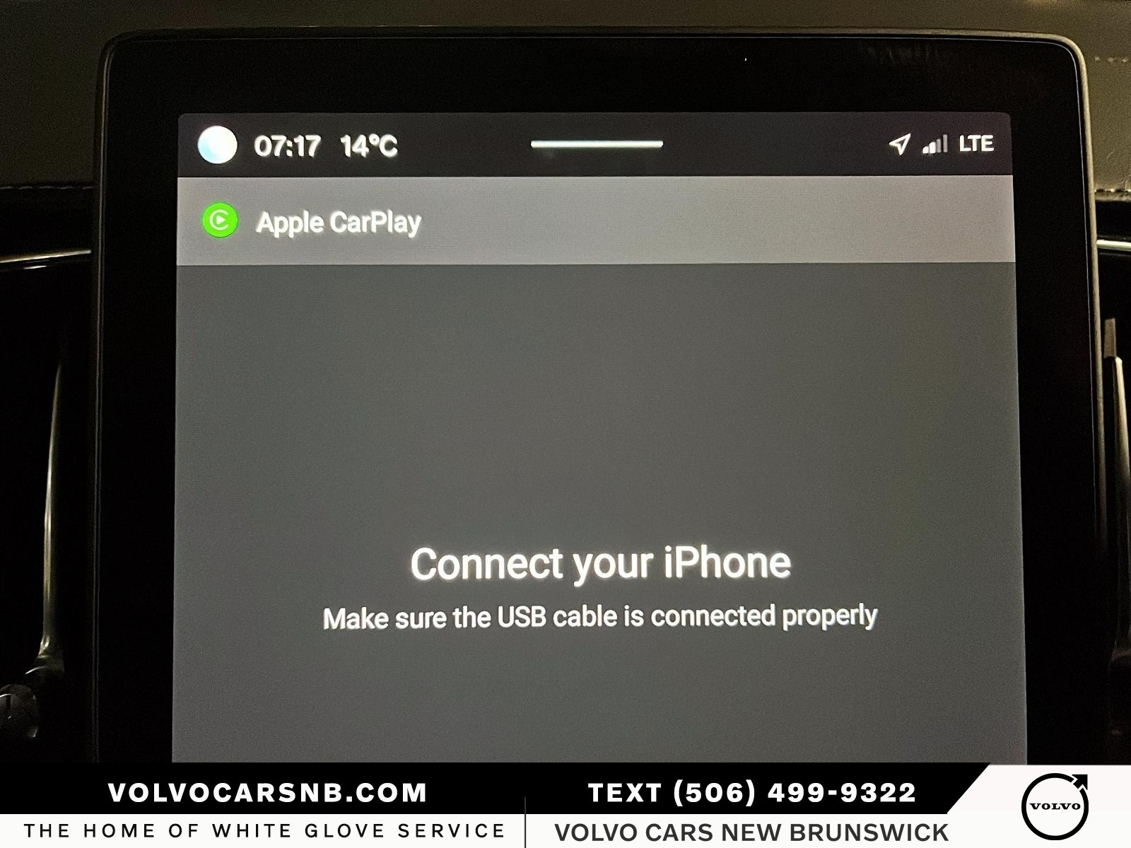 2025 Volvo XC90 B6 Plus Bright Theme