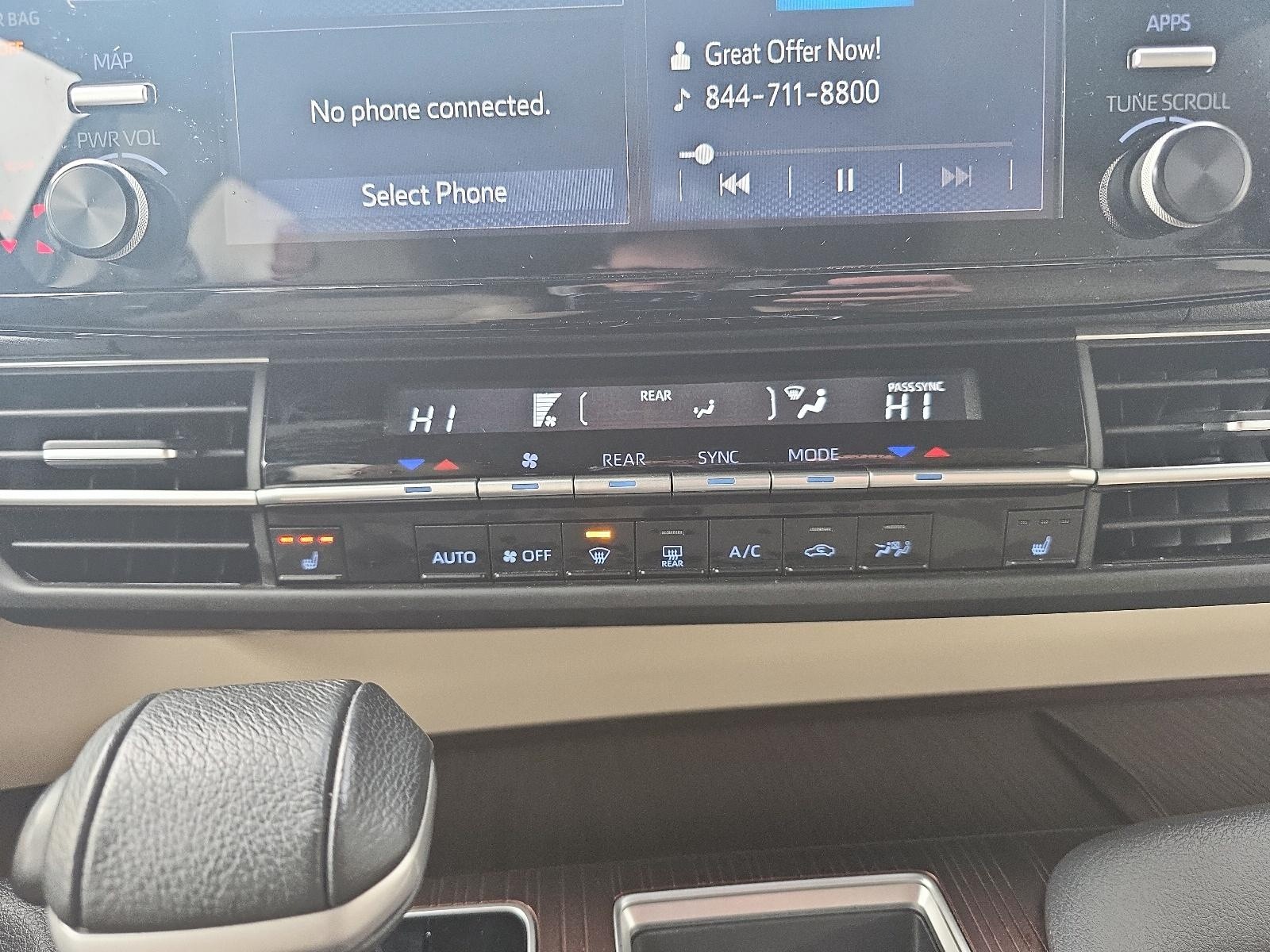 2024 Toyota Sienna XSE 7-Passenger